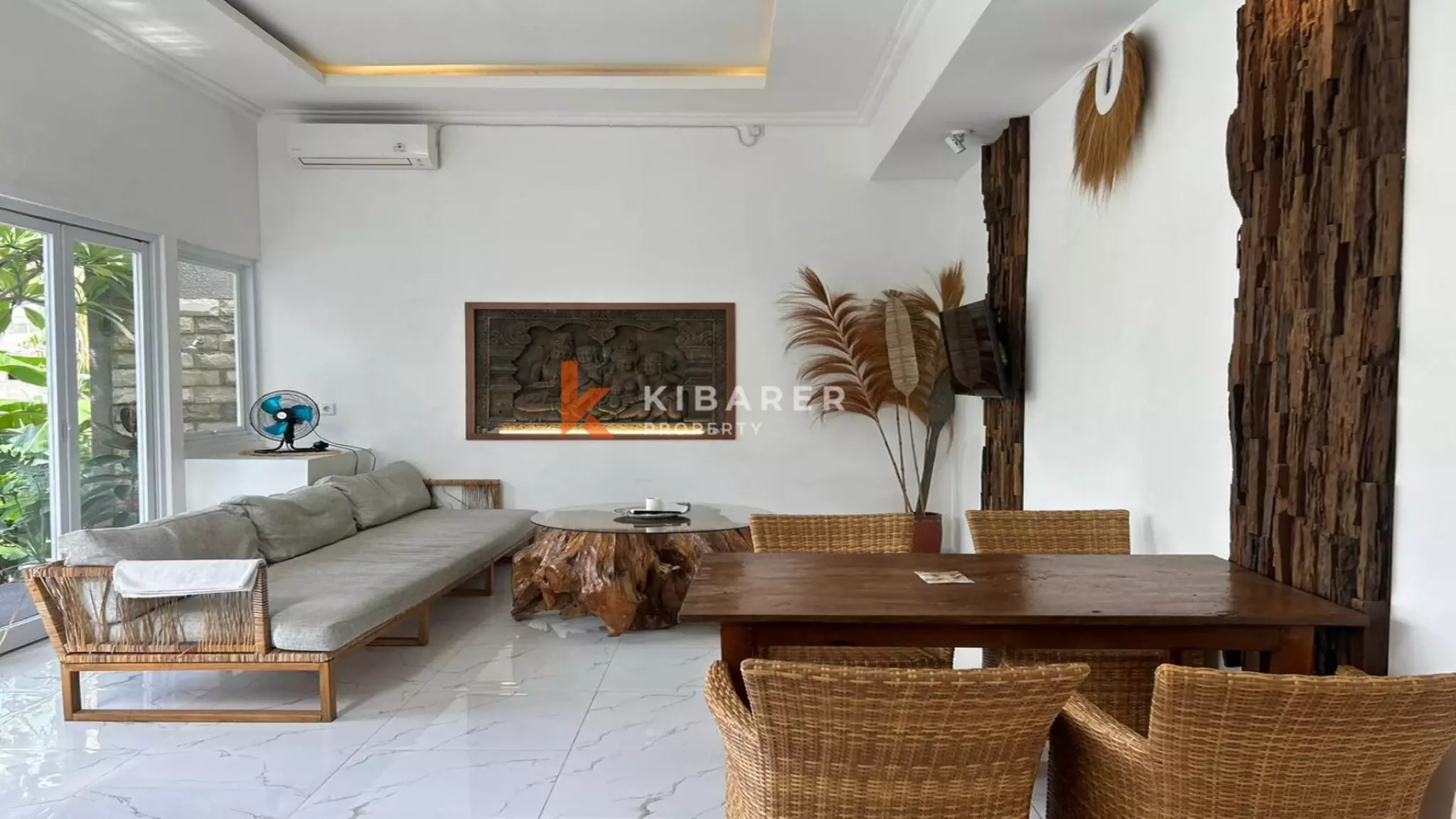 Charming Enclosed-Living Two-Bedroom Villa with Pool in Central Berawa — image 6