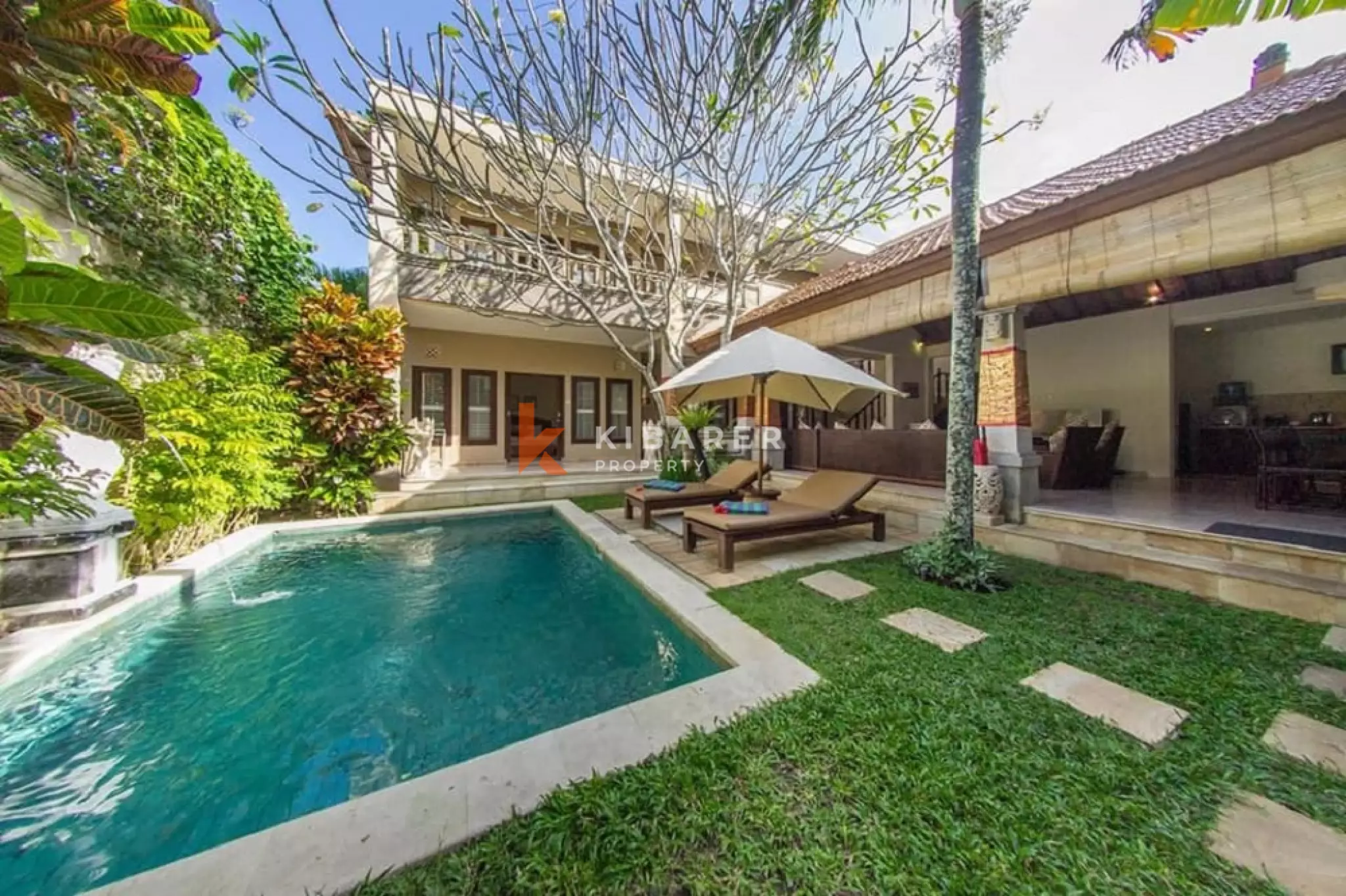 Touch Tropical Four-Bedrooms Open Living Villa in Jimbaran — image 1