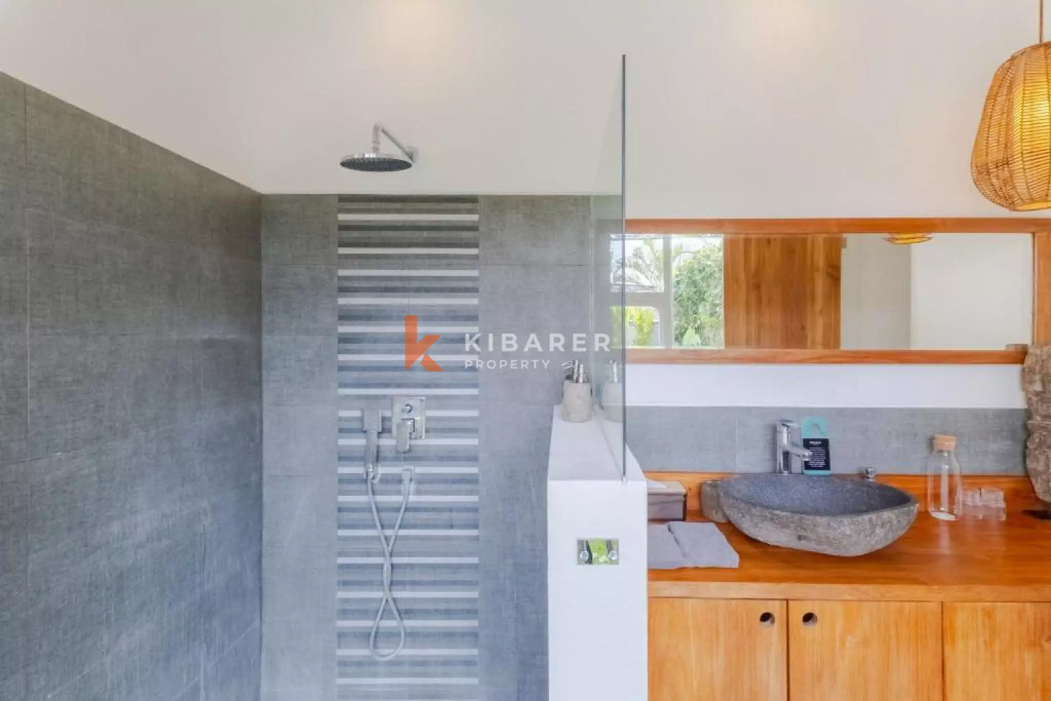 Charming Family Three-Bedrooms Villa Near Berawa Beach — image 16