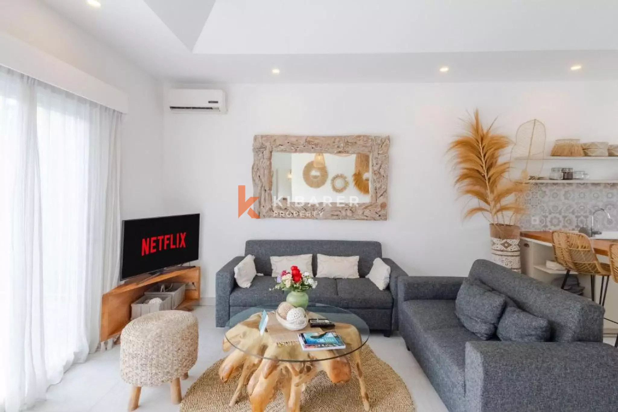 Charming Family Three-Bedrooms Villa Near Berawa Beach — image 6