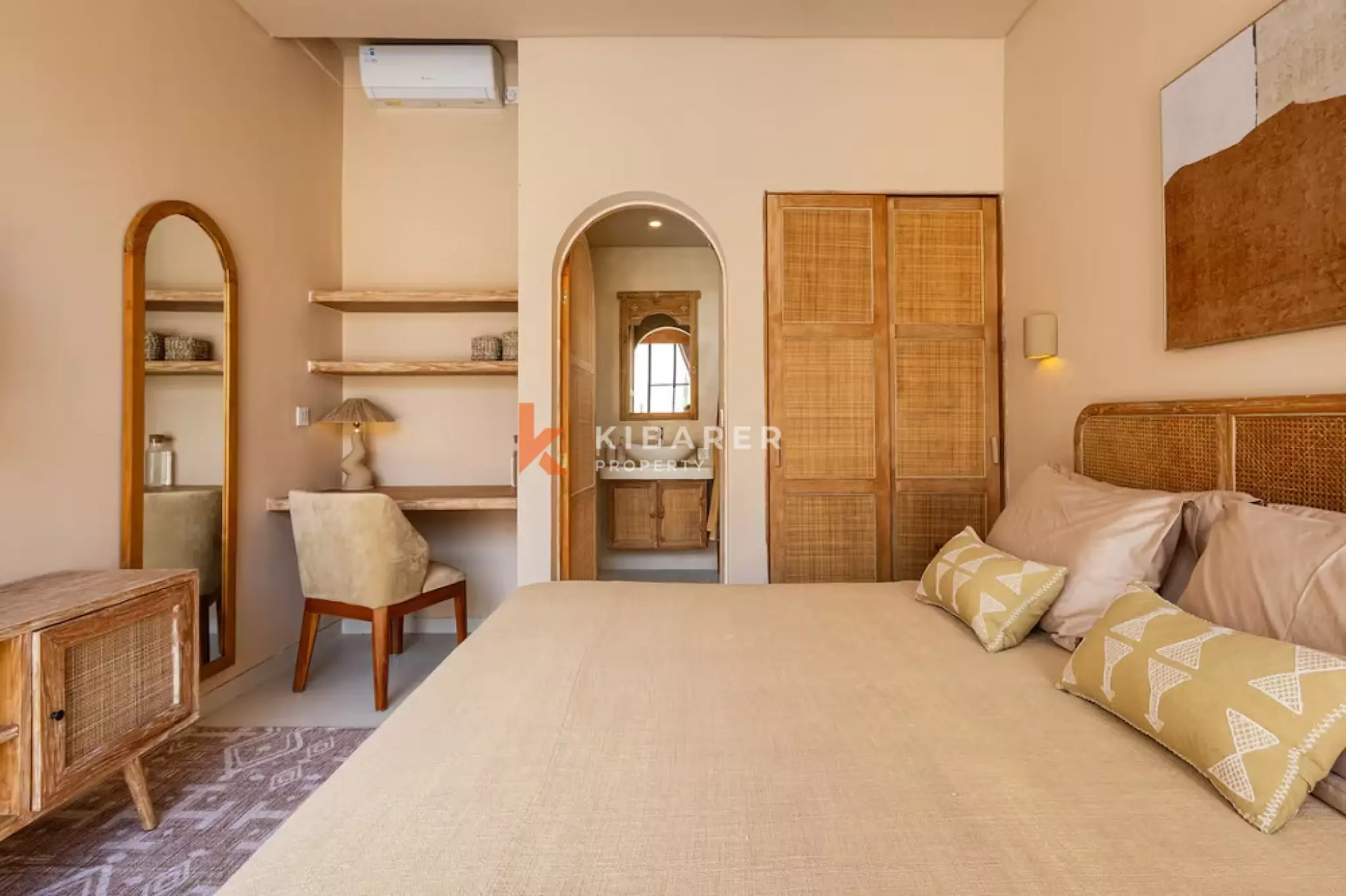 Fengshui Harmony Two-Bedrooms Enclosed Villa in Bingin — image 15