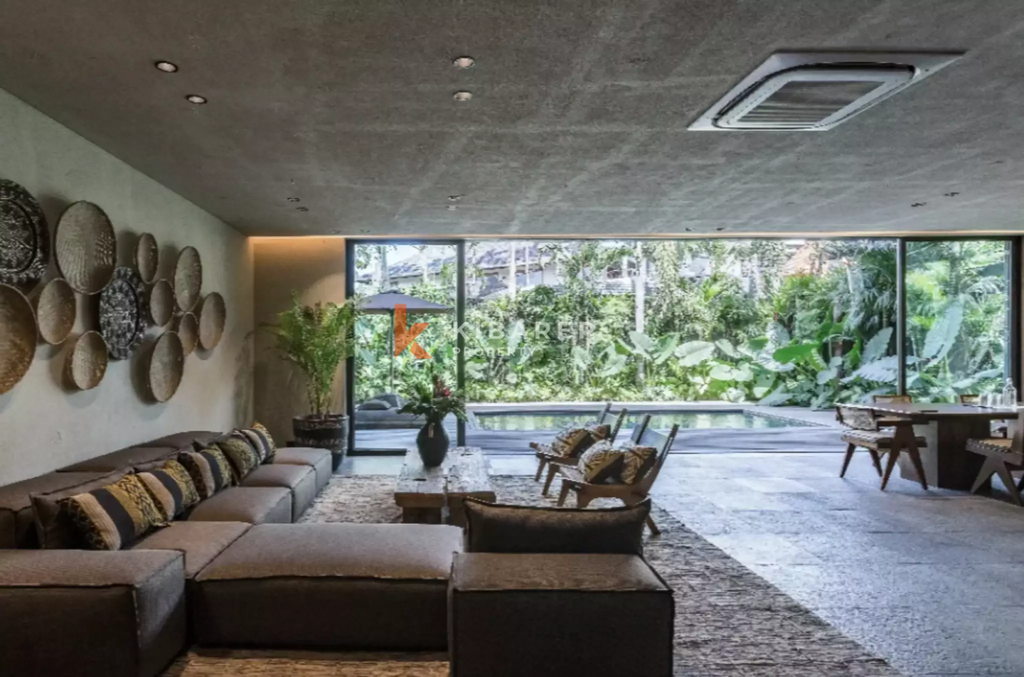 Unique Four-Bedroom Villa in Berawa Offering Diverse Lifestyles — image 7