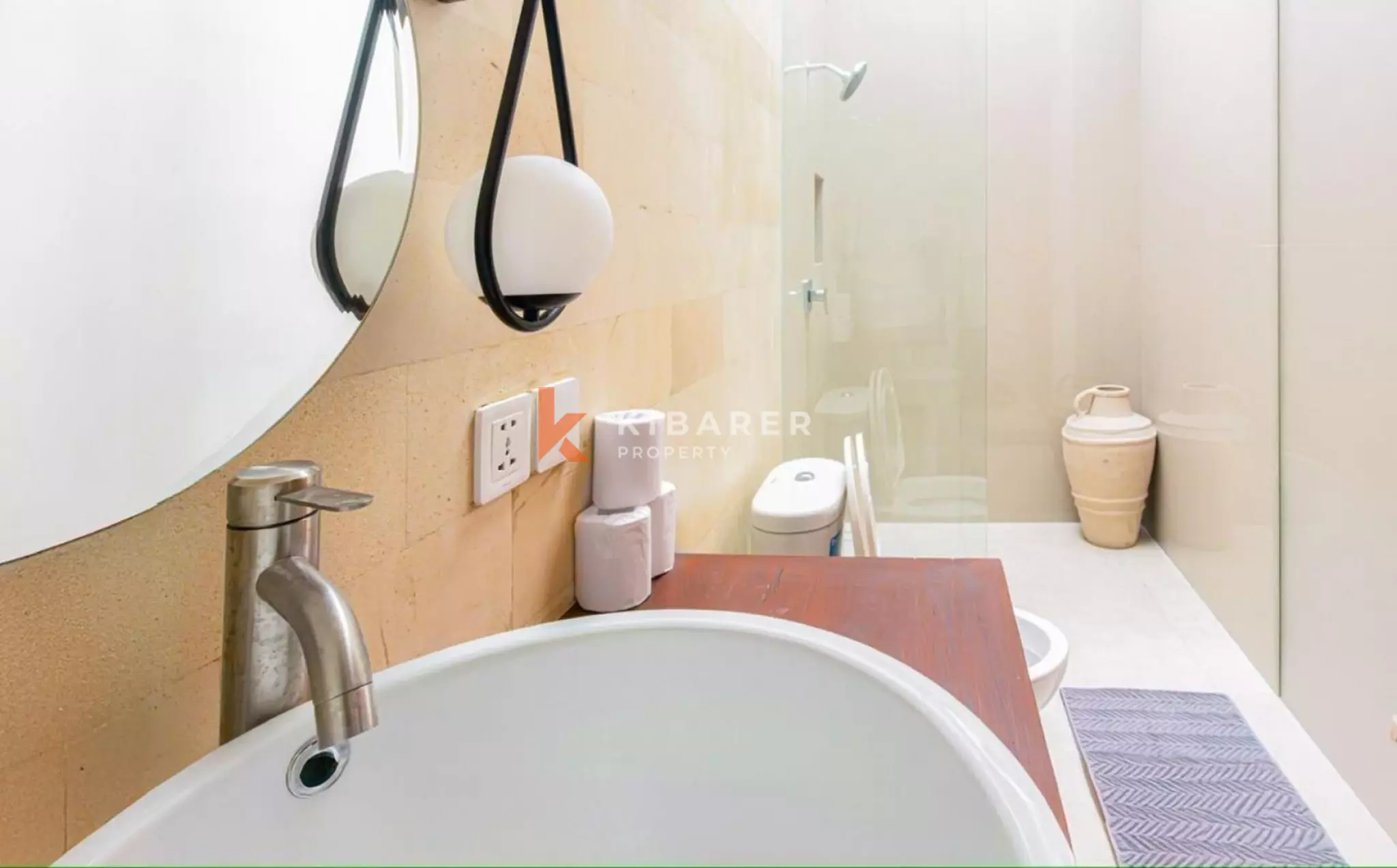 Relax and Unwind Three Bedroom Villa in Ungasan — image 8