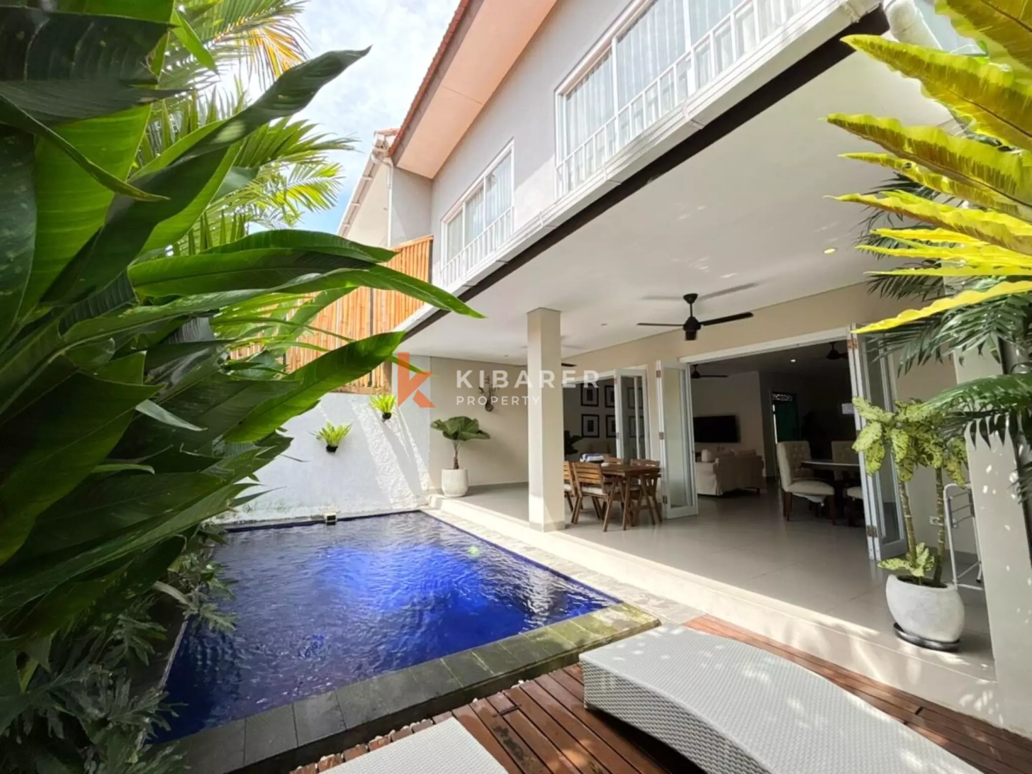 Modern Enclosed Villa Retreat in Canggu