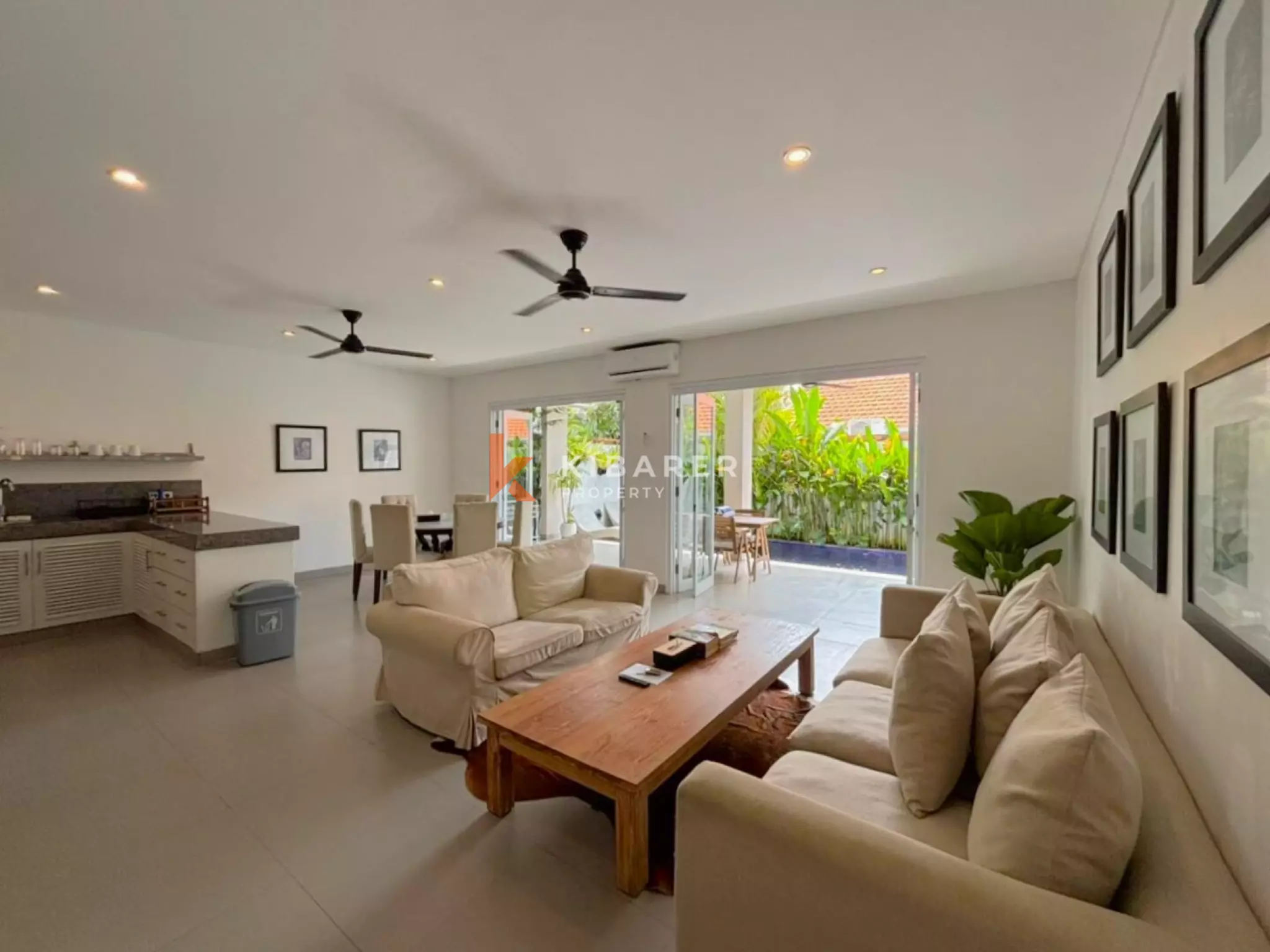 Modern Enclosed Villa Retreat in Canggu — image 4