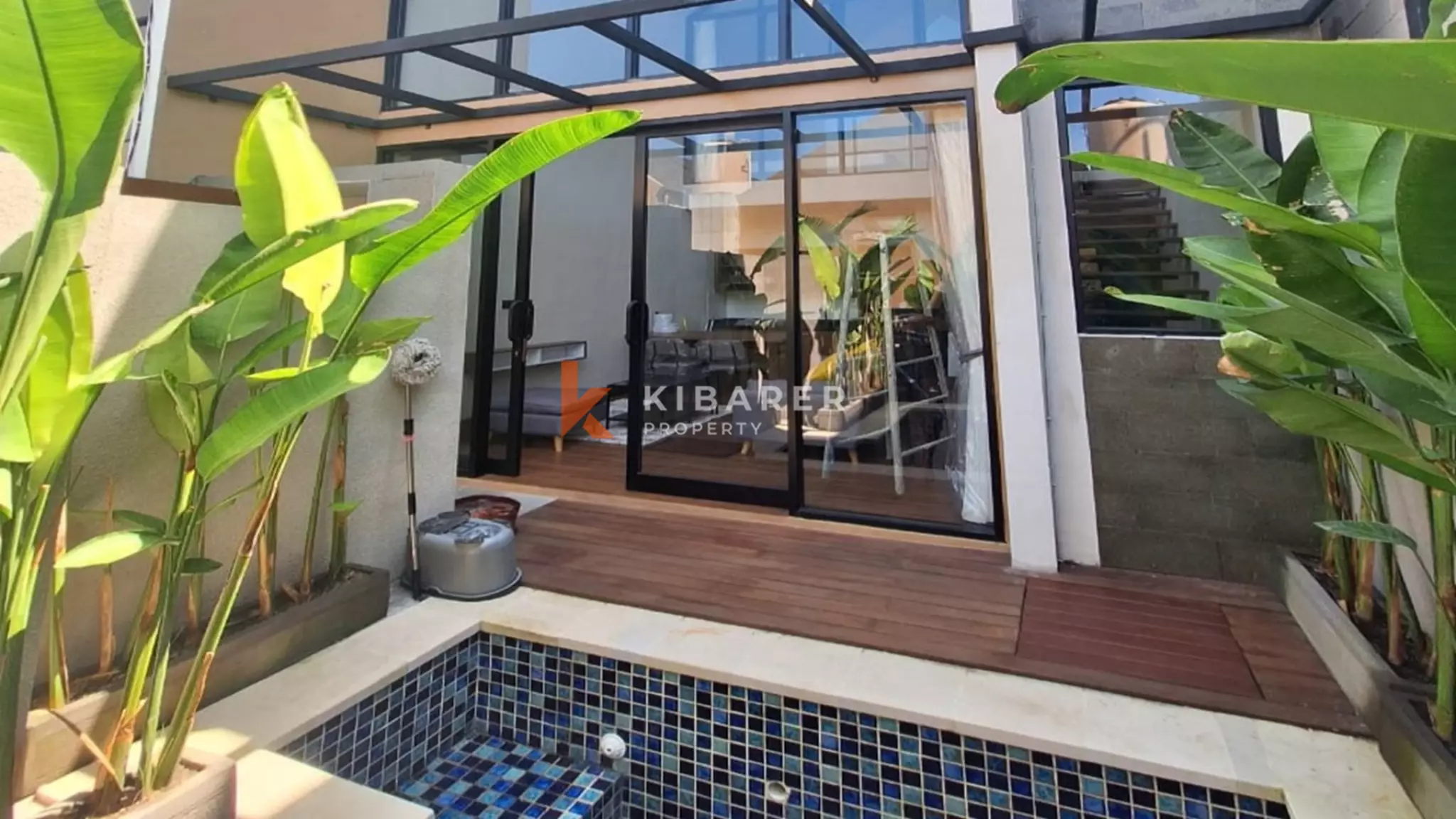 Stylish Two-Bedroom Mezzanine Villa with Plunge Pool in Prime Ungasan Location — image 2