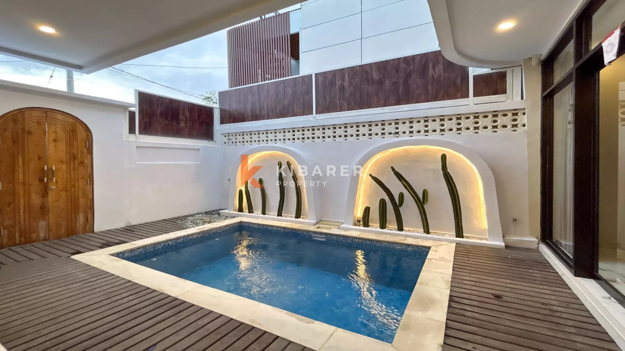 Stunning Two-Bedroom Open Living Concept Villa with Rooftop in Canggu — image 2