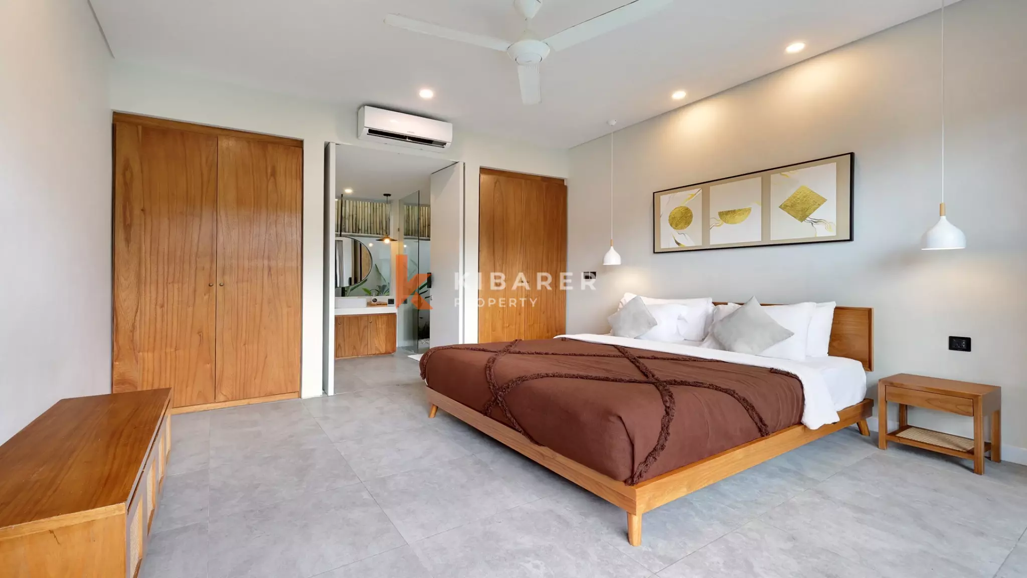 Elegant Four-Bedroom Two-Storey Villa with Rooftop Near Berawa Beach — image 16