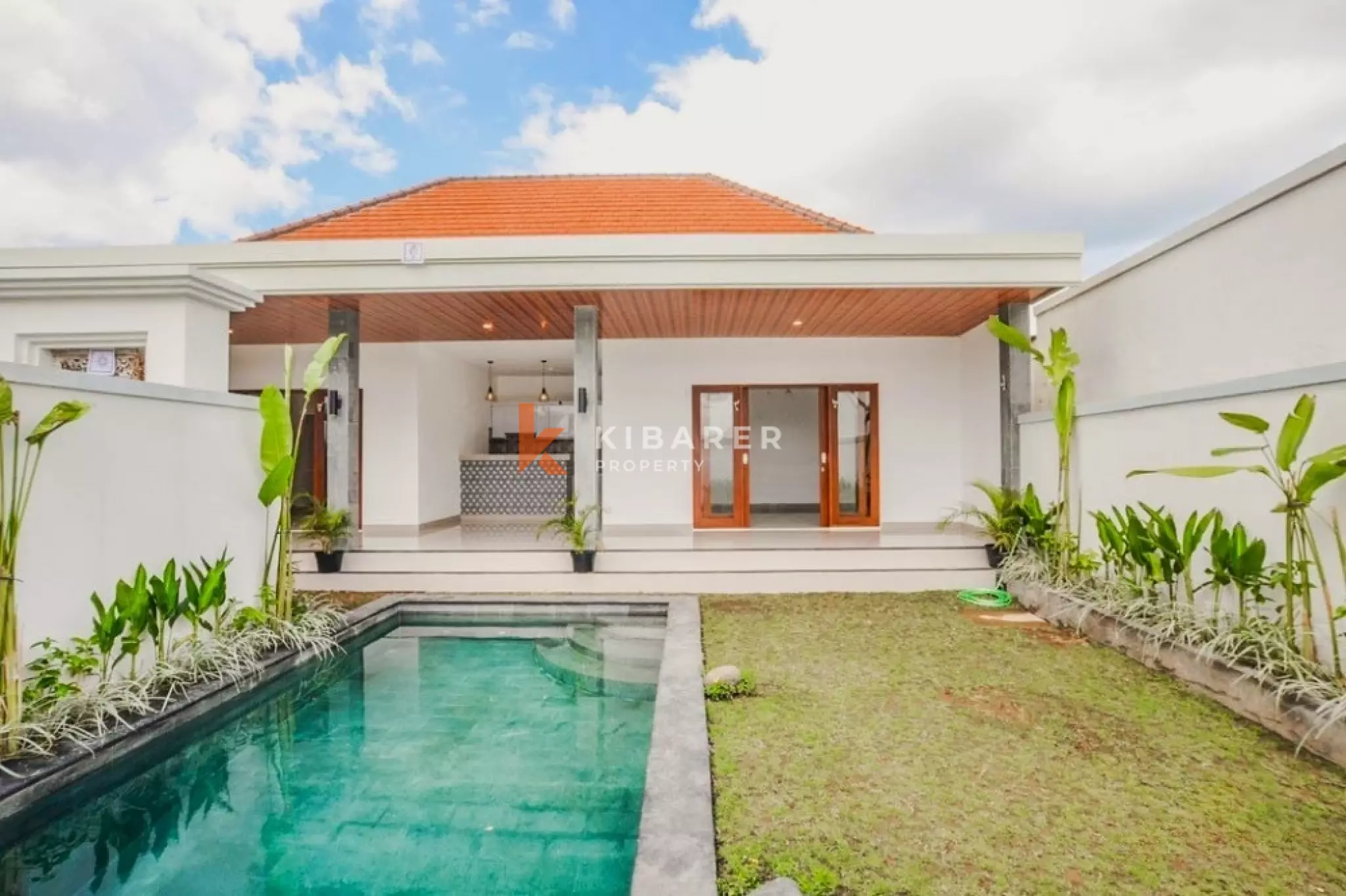 Comfortable Two-Bedrooms Semi-Furnished in Canggu — image 2