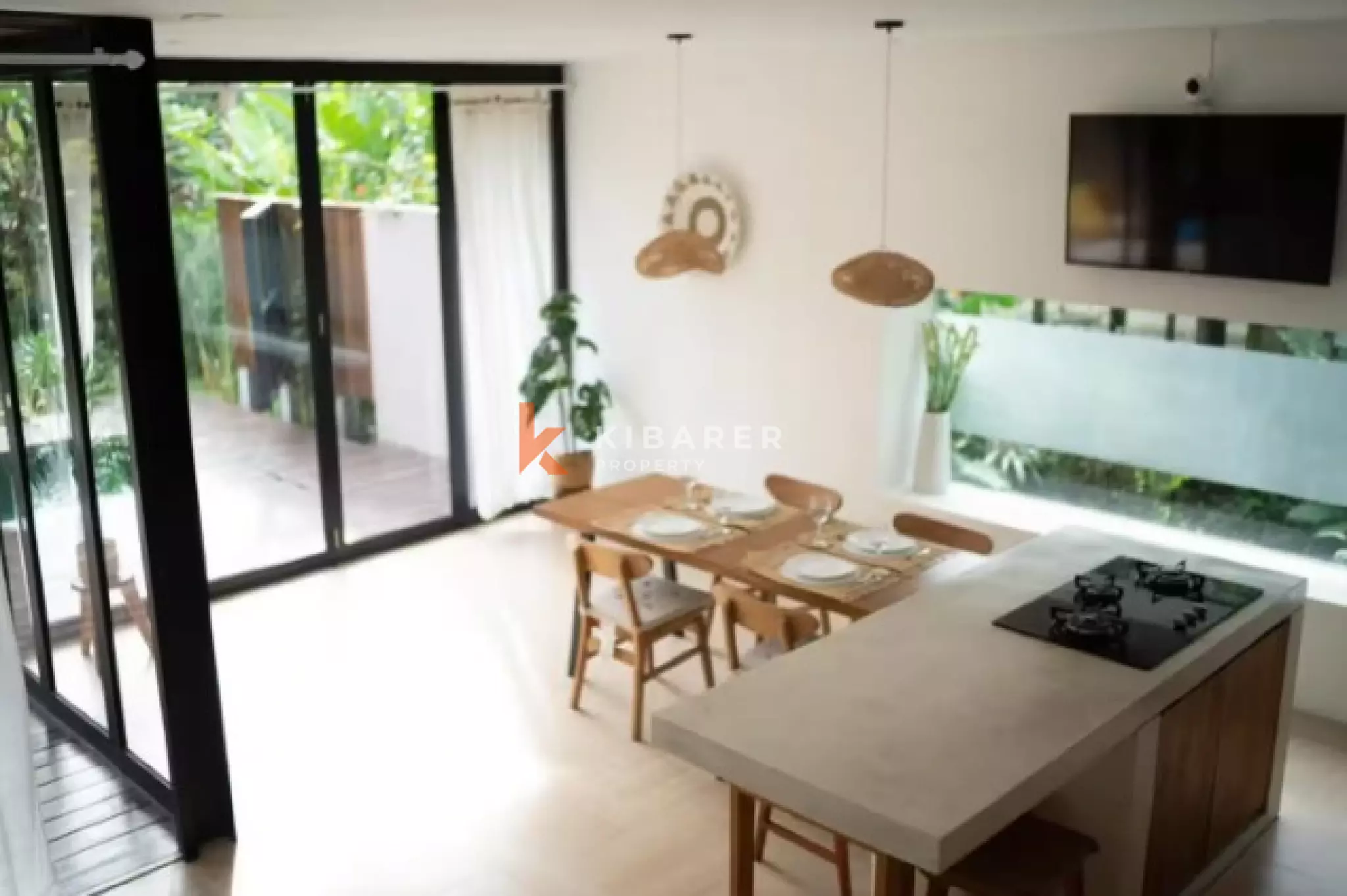 Elegant Four Bedroom Villa in Berawa — image 4