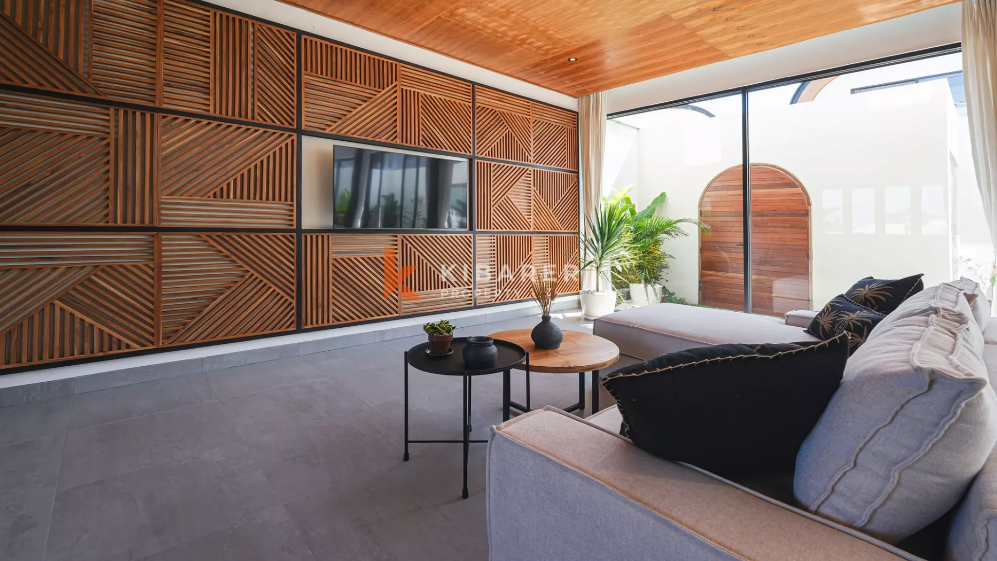 Stunning 3-Bedroom Enclosed-Living Villa Just Steps from Cemagi Beach — image 6