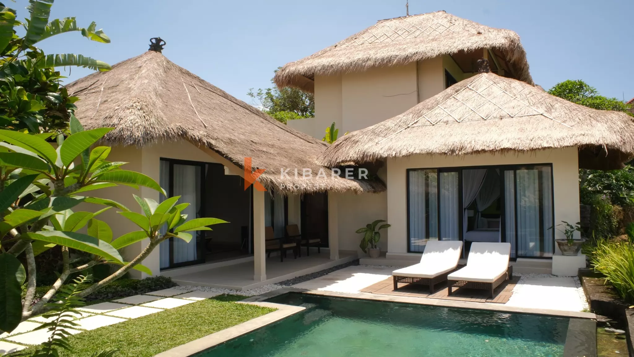 Tropical Sanctuary: Private Two-Bedroom Villa with Pool in Ubud — image 1