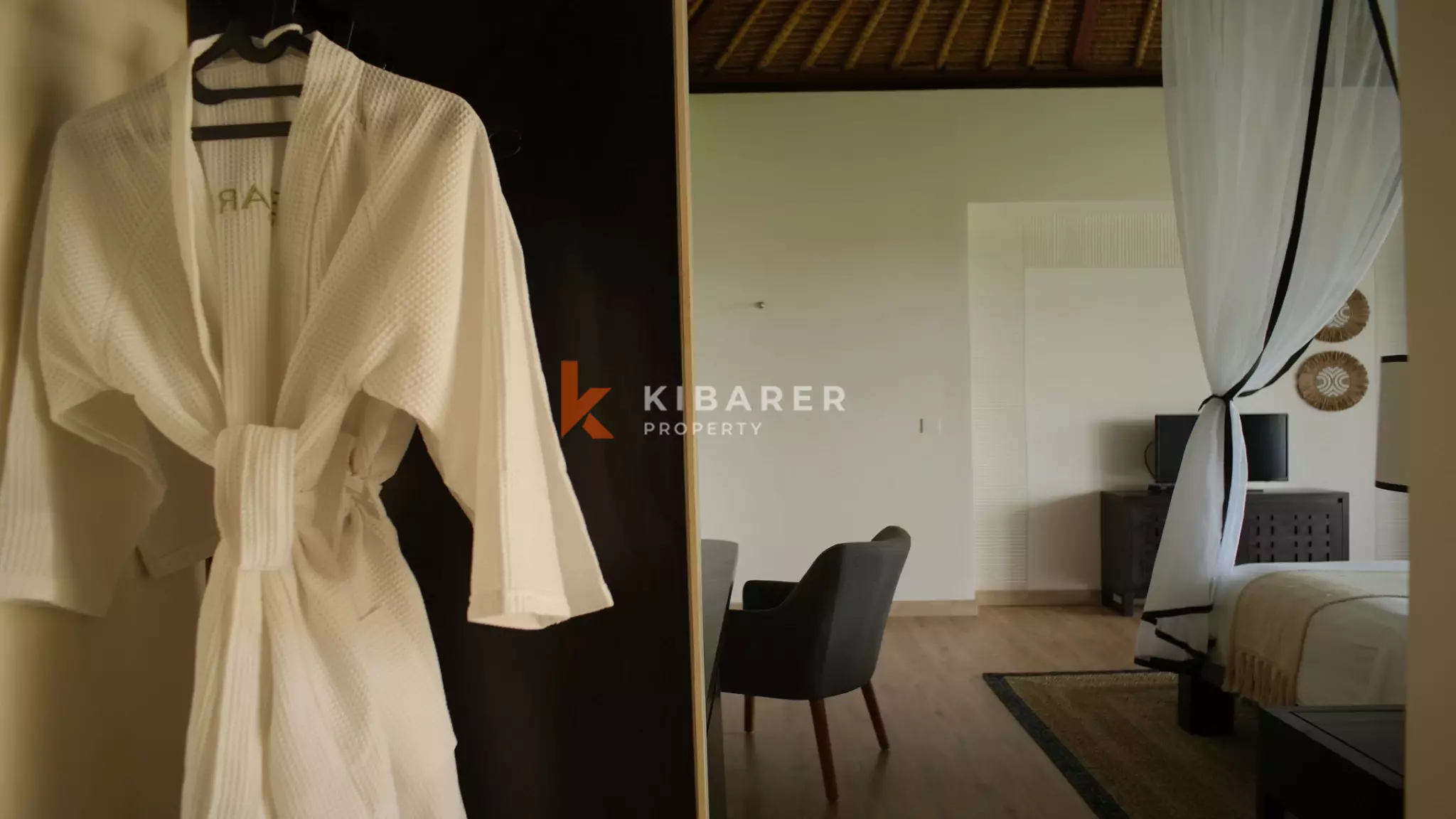 Serene One-Bedroom Grand Suite Surrounded by Gardens in Ubud — image 6