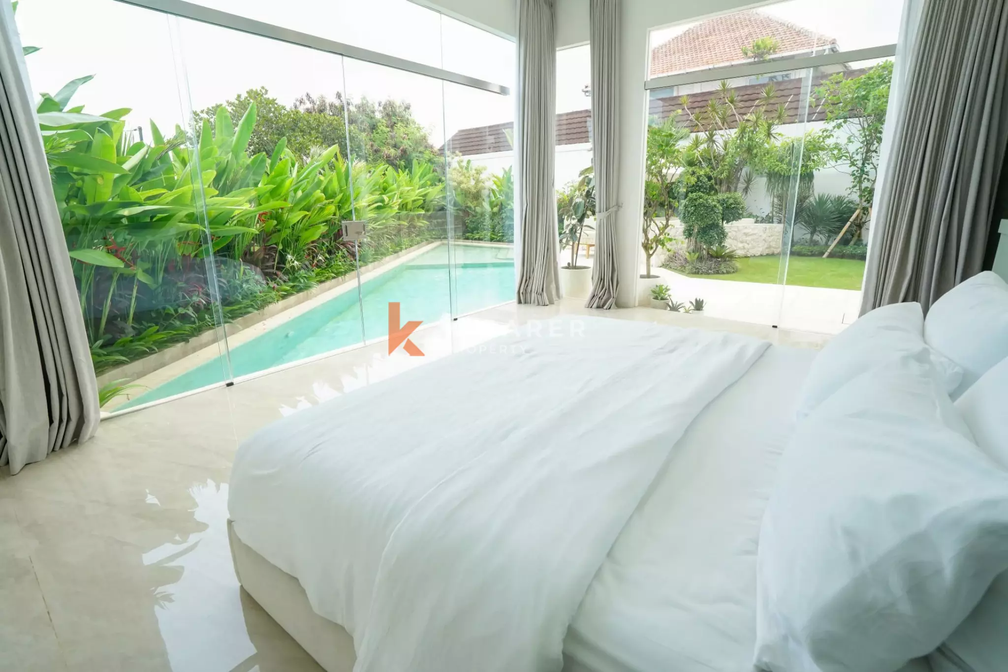 Tropical Four Bedroom Rooftop Pool Villa in the Heart of Canggu — image 12