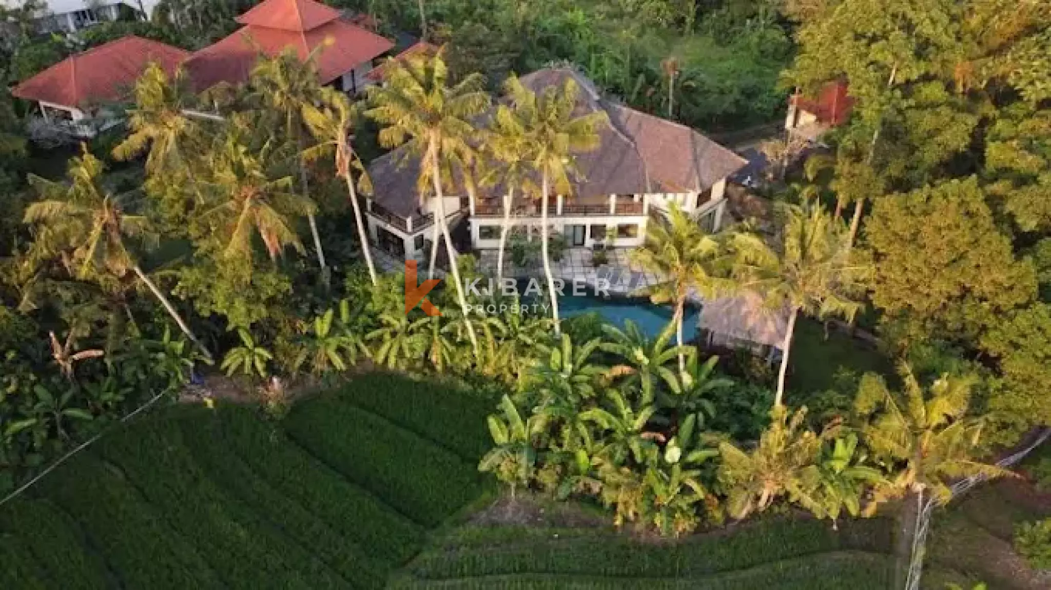 Stunning Five-Bedroom Villa with Great View in Pererenan