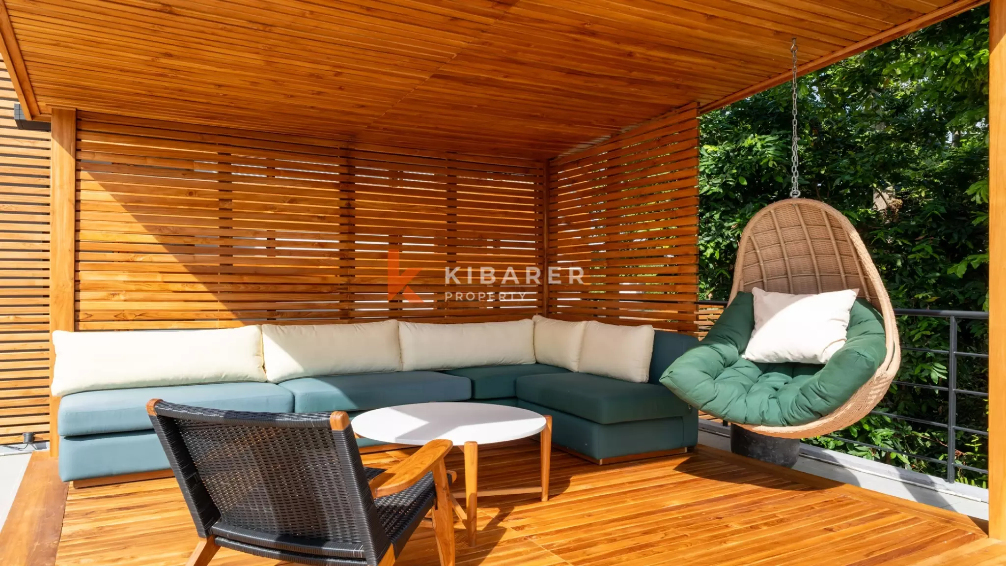 Modern Luxury Four-Bedroom Villa with Private Pool and River View in Pererenan — image 4