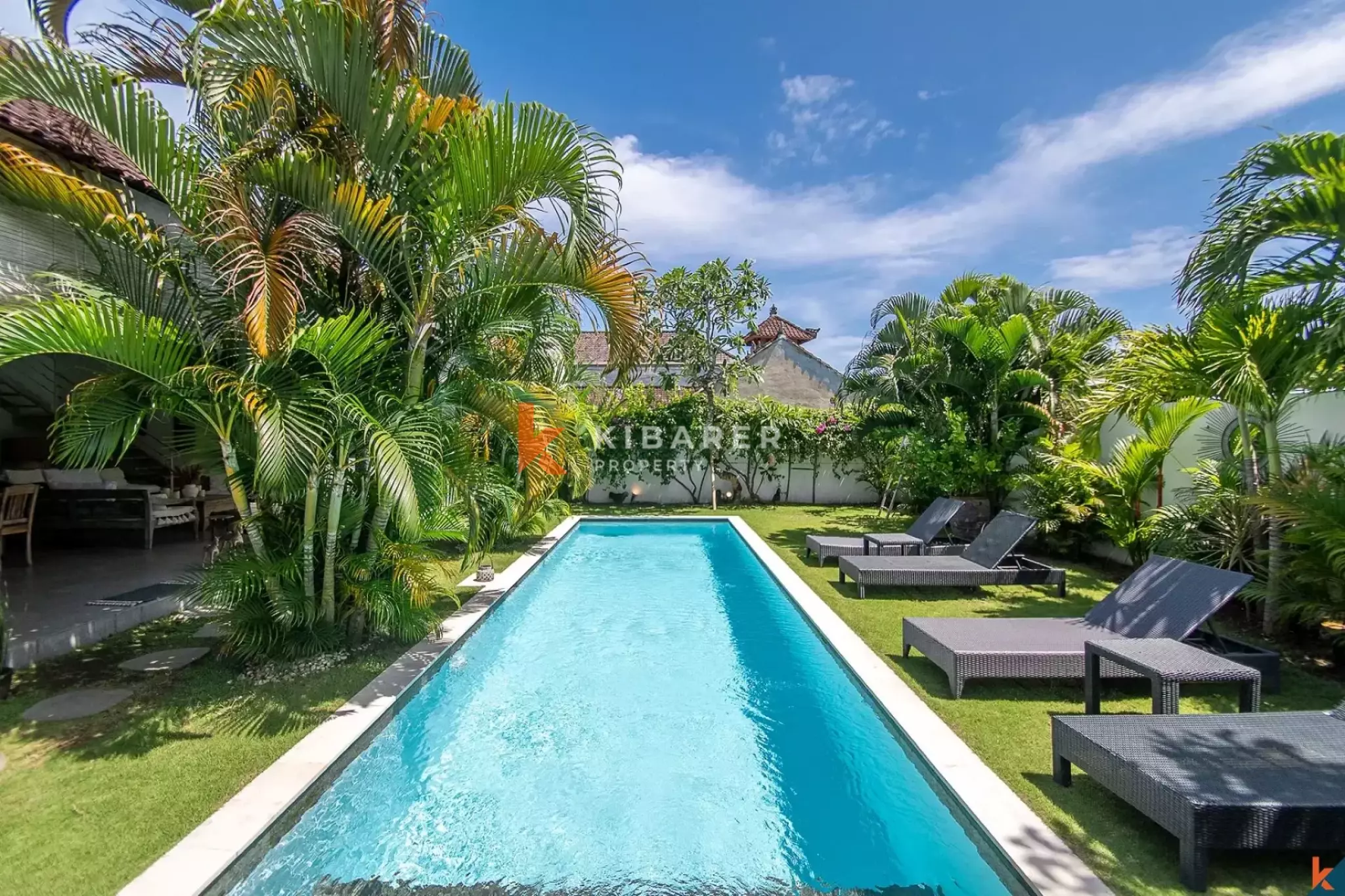 Tropical Living – Three Bedroom Villa with Lush Garden in Batu Belig — image 18