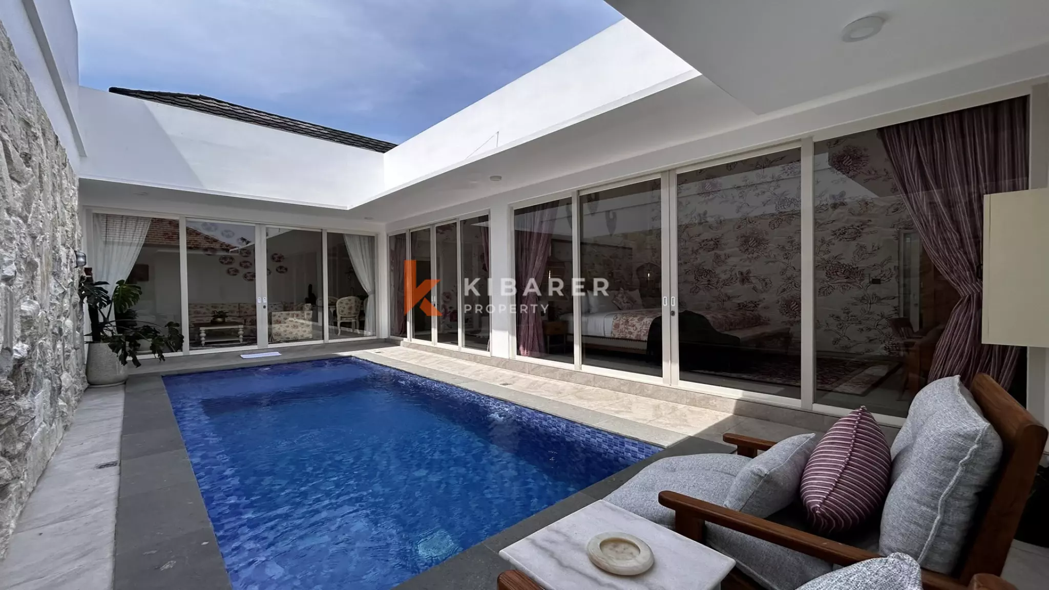 Charming Two-Bedroom Hideaway in Prime Berawa — image 2