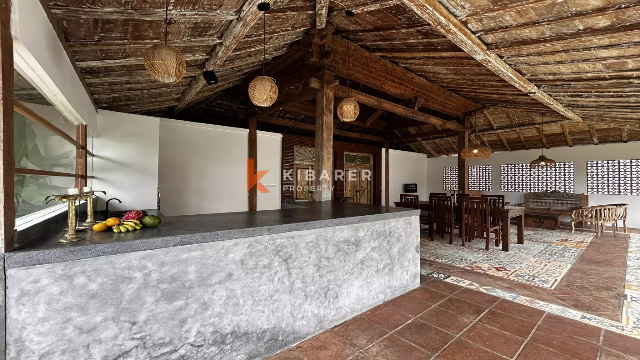 Beautiful Two Bedroom Joglo Villa With Open Living Situated in Tumbak Bayuh — image 8