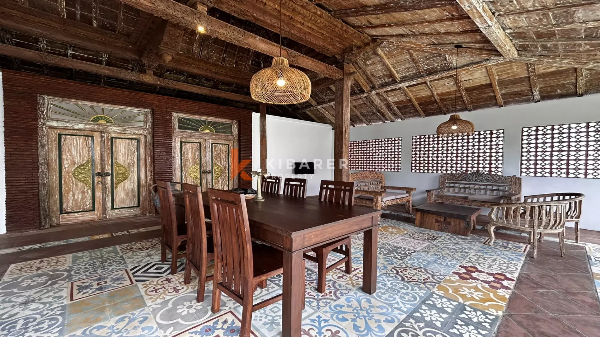 Beautiful Two Bedroom Joglo Villa With Open Living Situated in Tumbak Bayuh — image 9