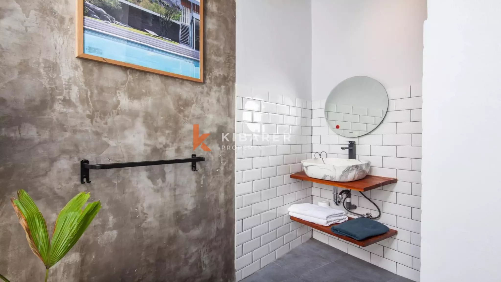 Elegant, Bright, and Contemporary Six-Bedroom Villa with Private Pool in Berawa — image 8