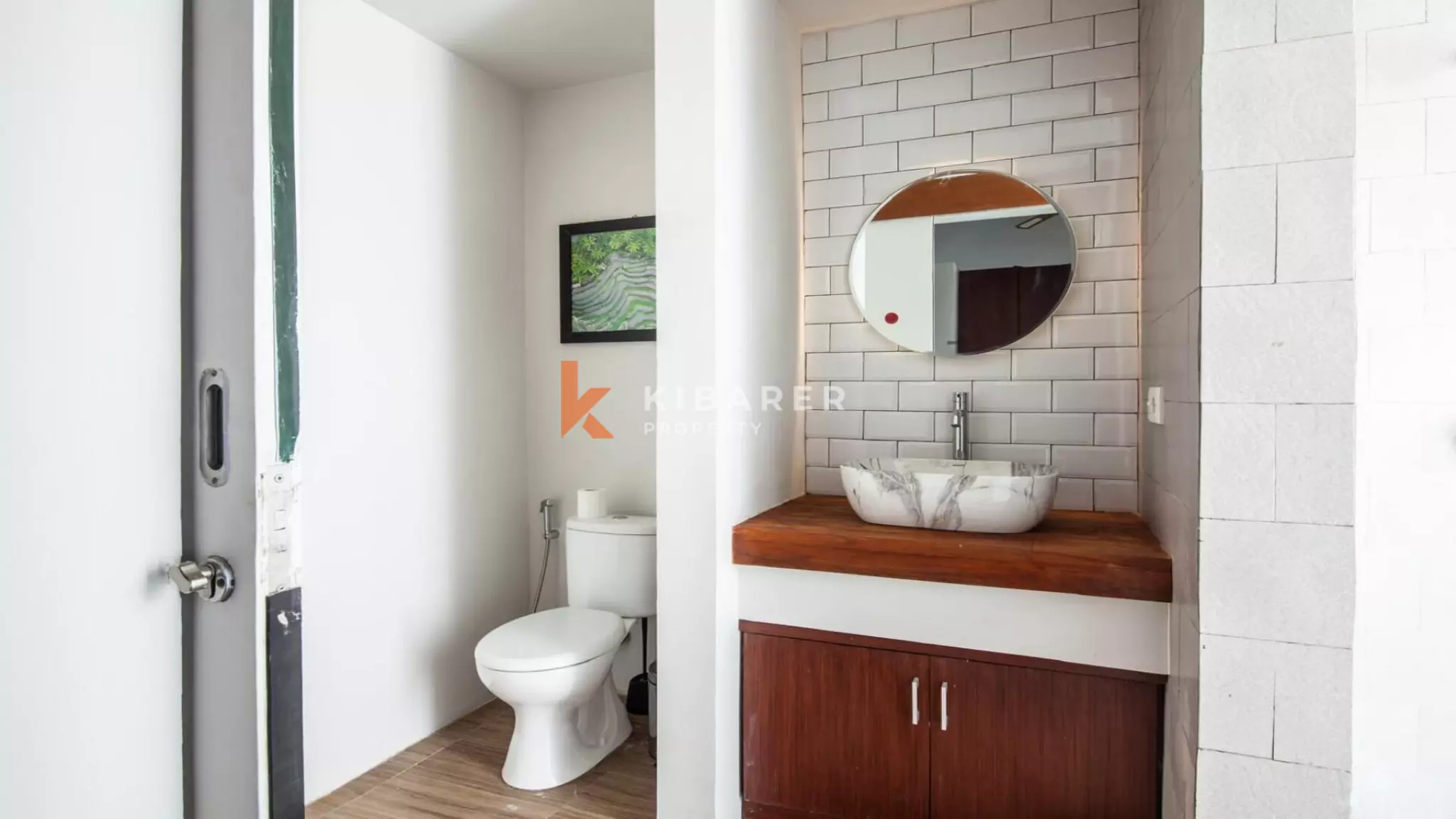Elegant, Bright, and Contemporary Six-Bedroom Villa with Private Pool in Berawa — image 17