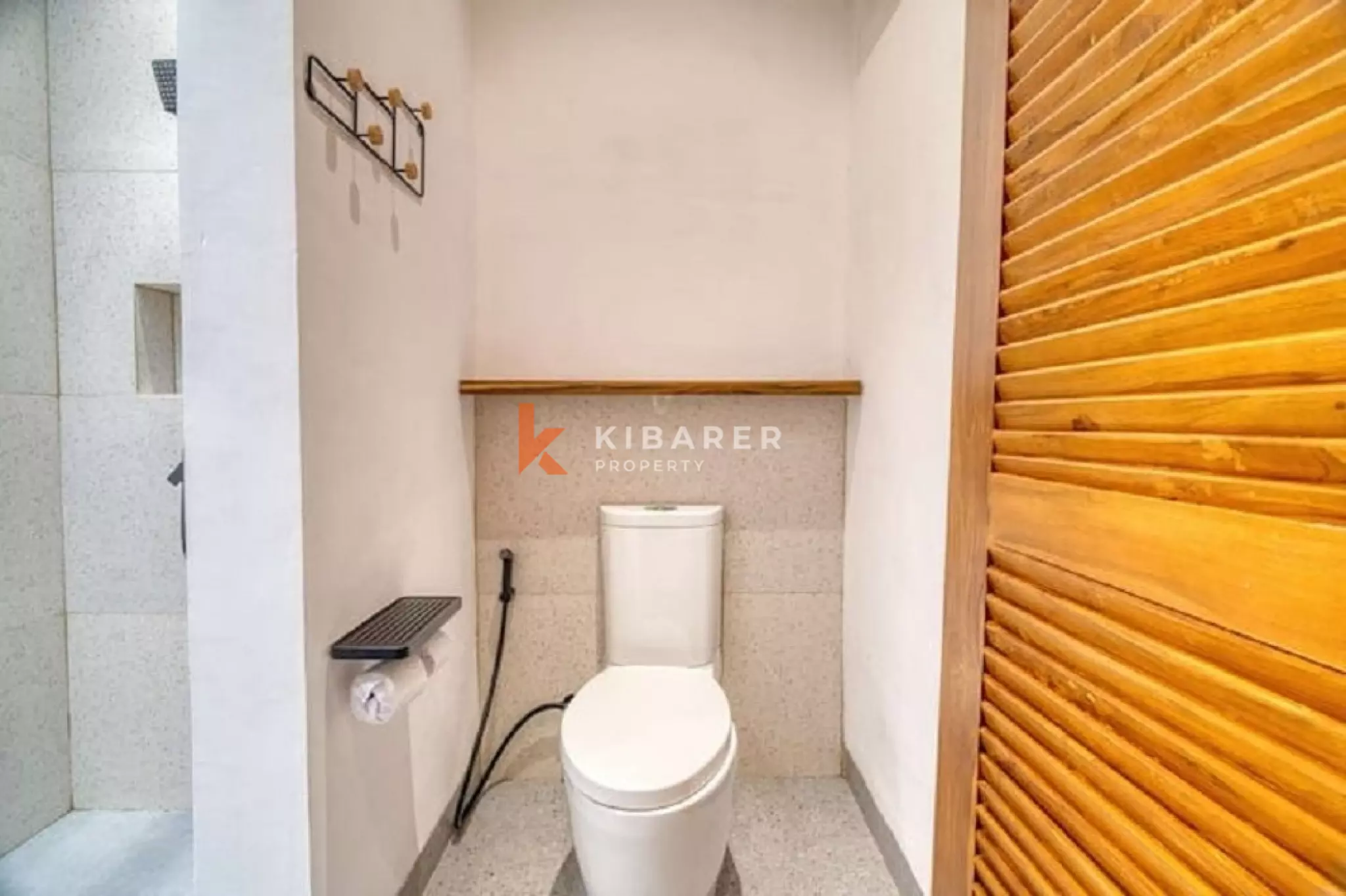 Minimalist Modern One Bedroom Villa in Vibrant Berawa — image 9