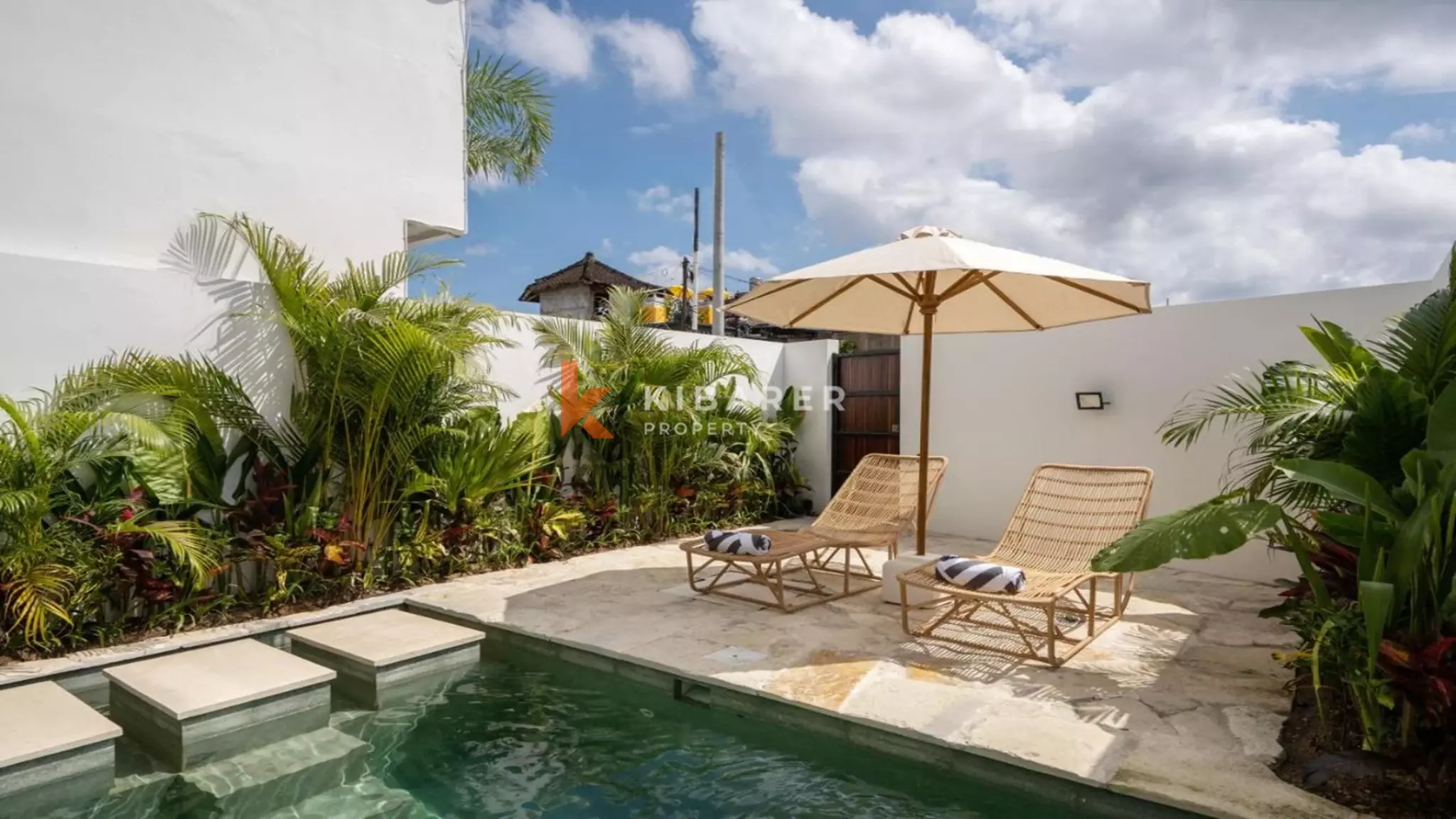 Stylish Contemporary One-Bedroom Villa with Private Pool Oasis in Canggu — image 4