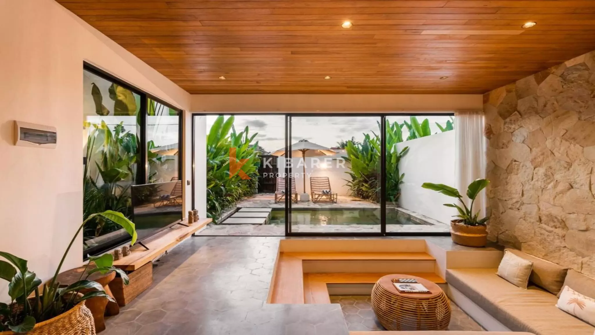Stylish Contemporary One-Bedroom Villa with Private Pool Oasis in Canggu — image 9