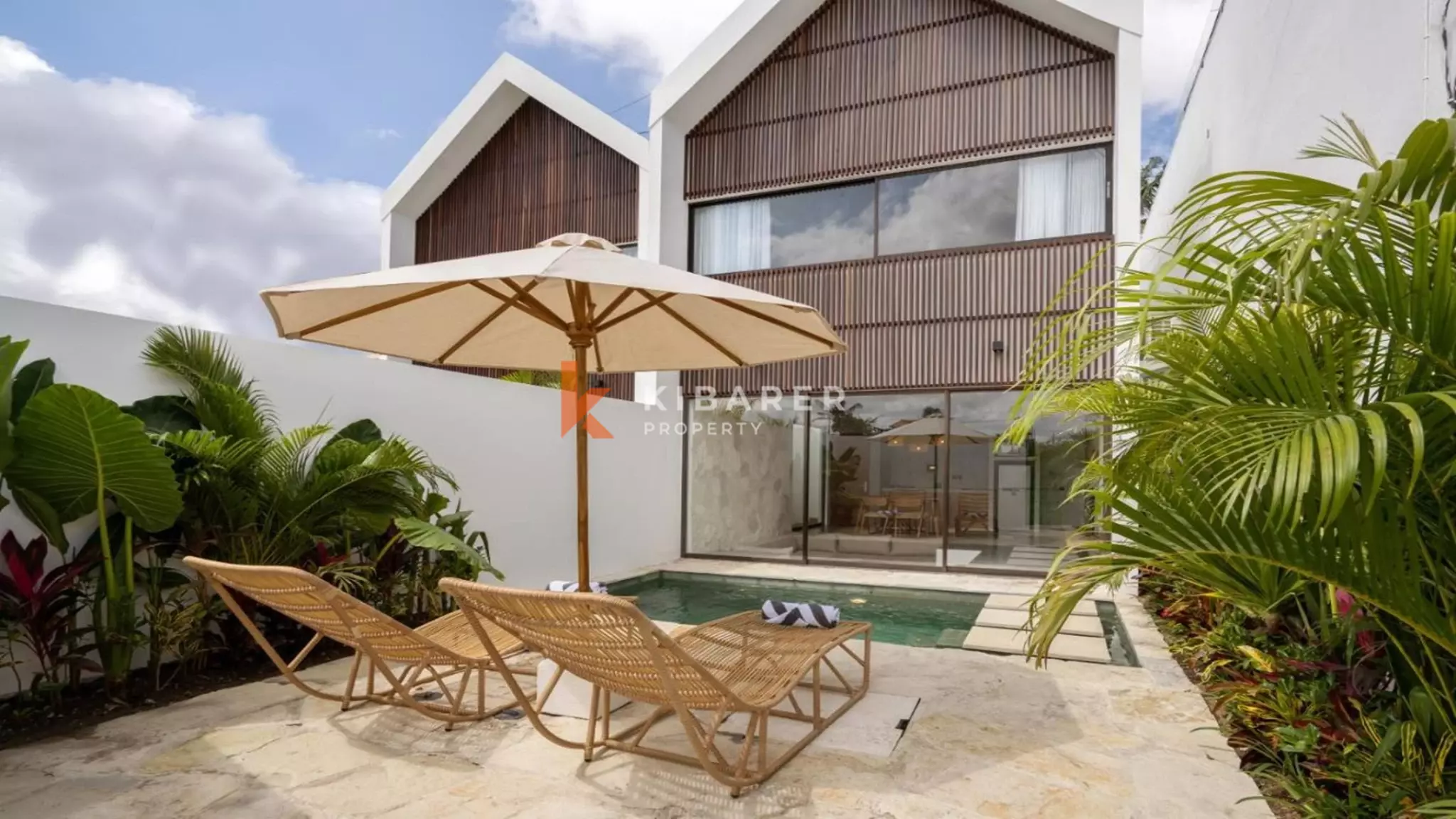 Stylish Contemporary One-Bedroom Villa with Private Pool Oasis in Canggu — image 2