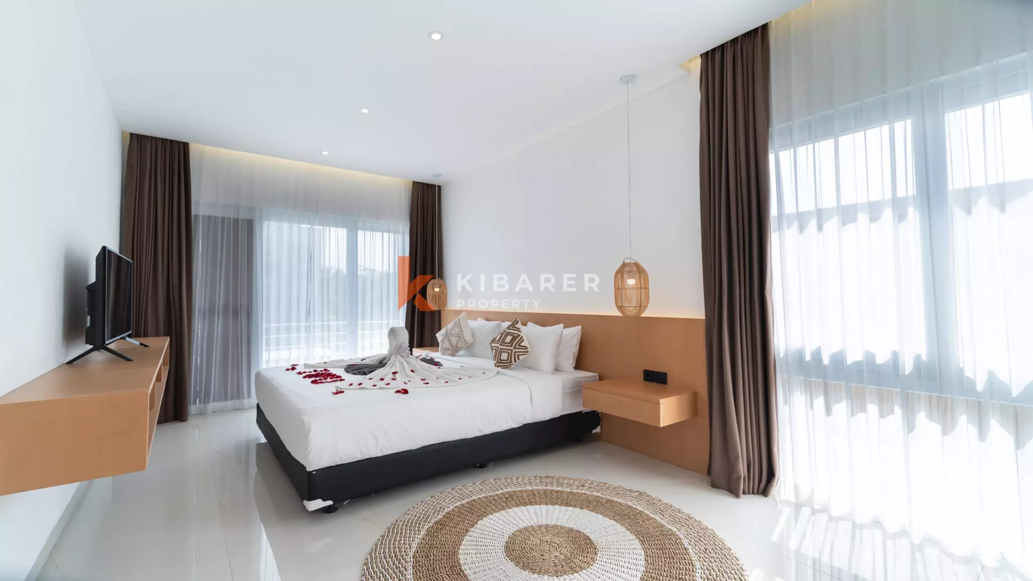 Contemporary Three-Bedroom Tropical Residence with Private Pool in Prime Jimbaran — image 16