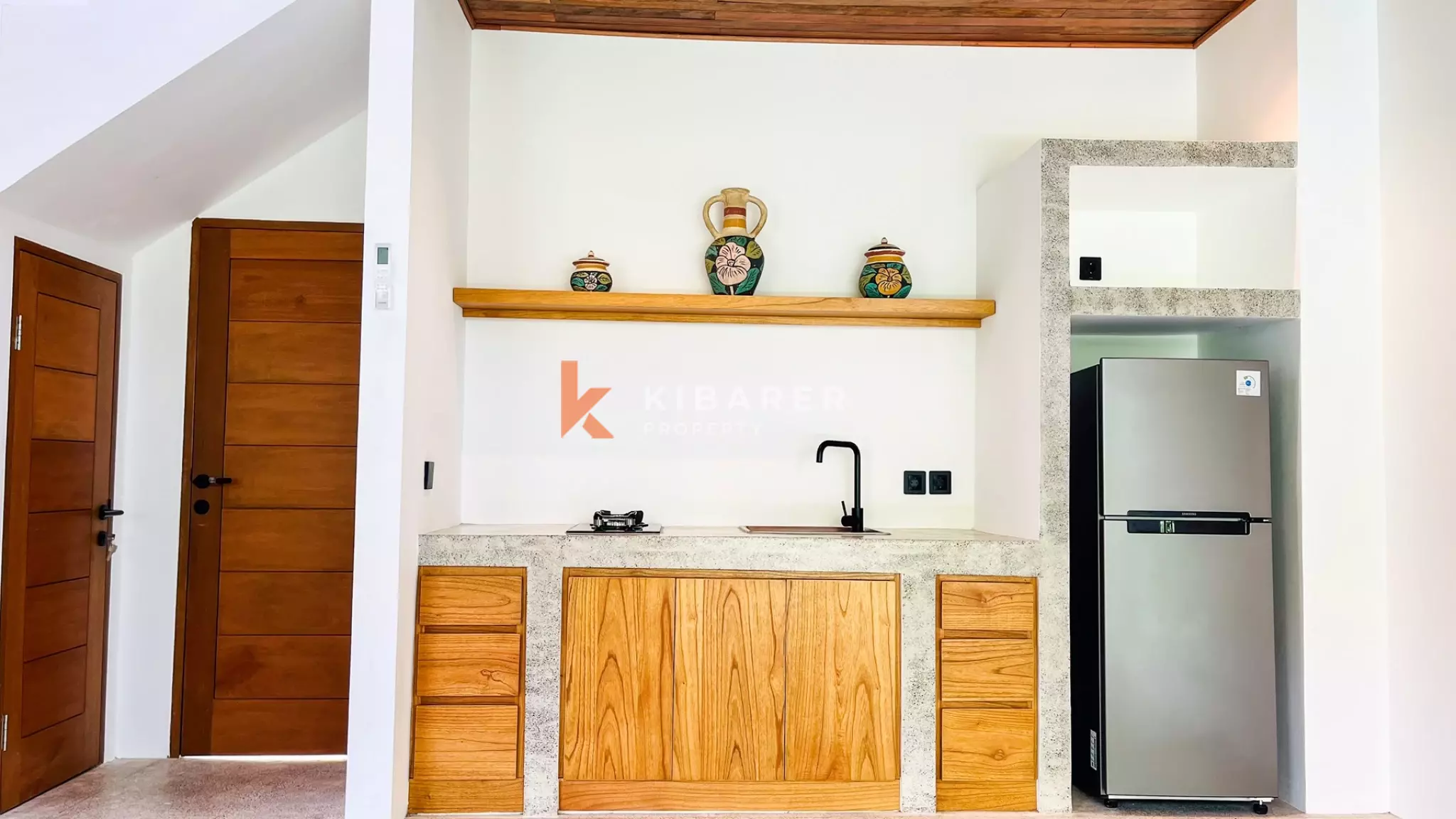 Boutique Coastal One-Bedroom Villa with Private Pool in Uluwatu — image 6