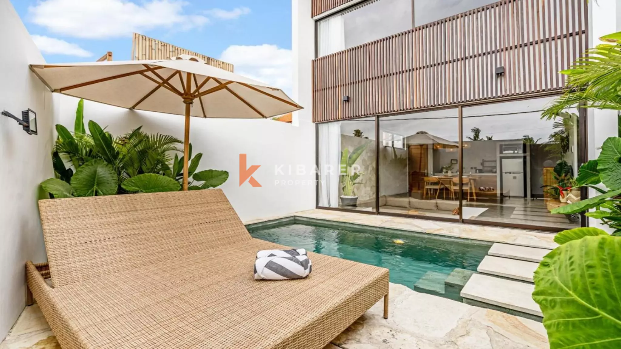 Contemporary One-Bedroom Pool Villa with Sunken Lounge in Canggu — image 2