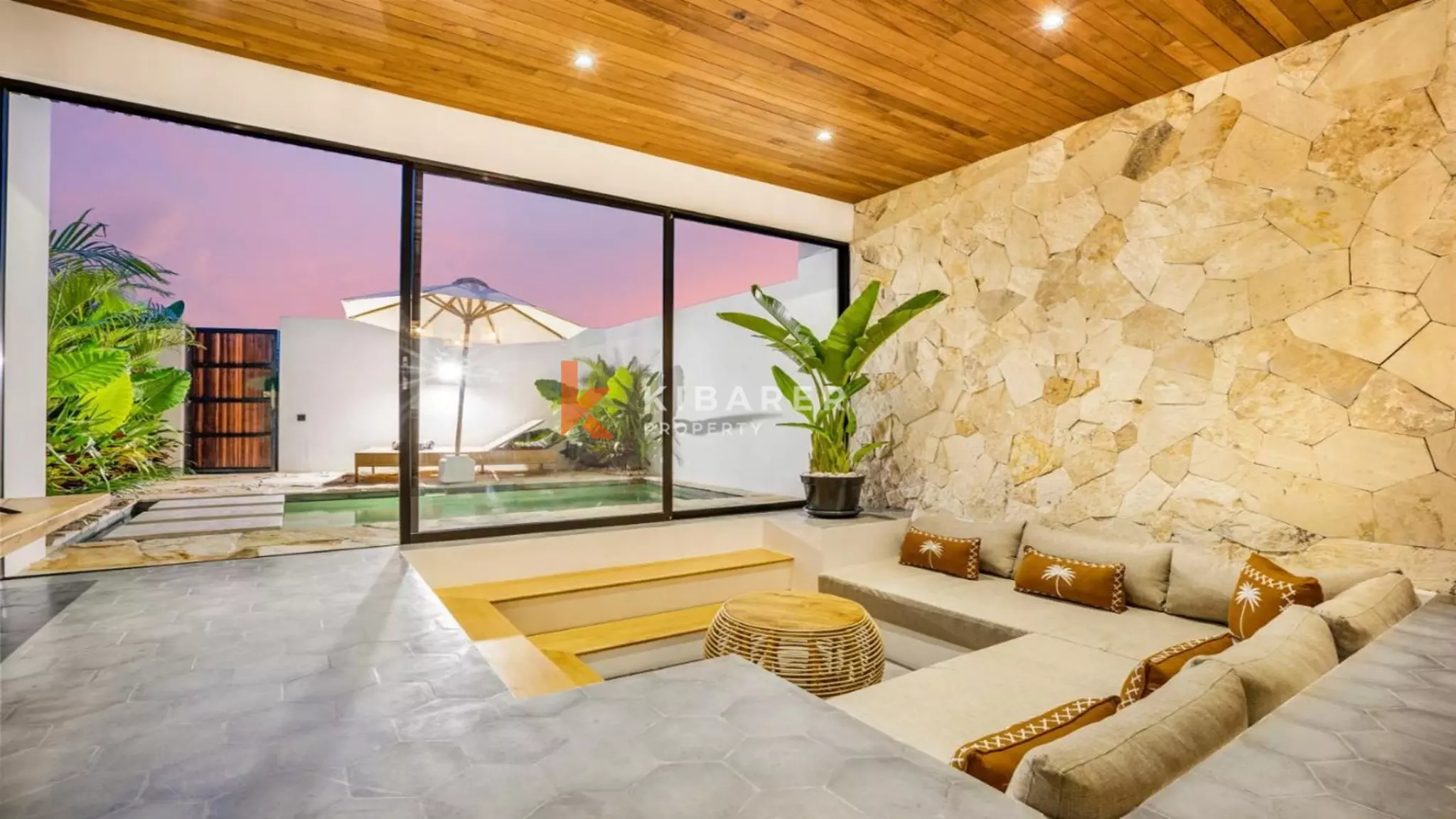Contemporary One-Bedroom Pool Villa with Sunken Lounge in Canggu — image 4