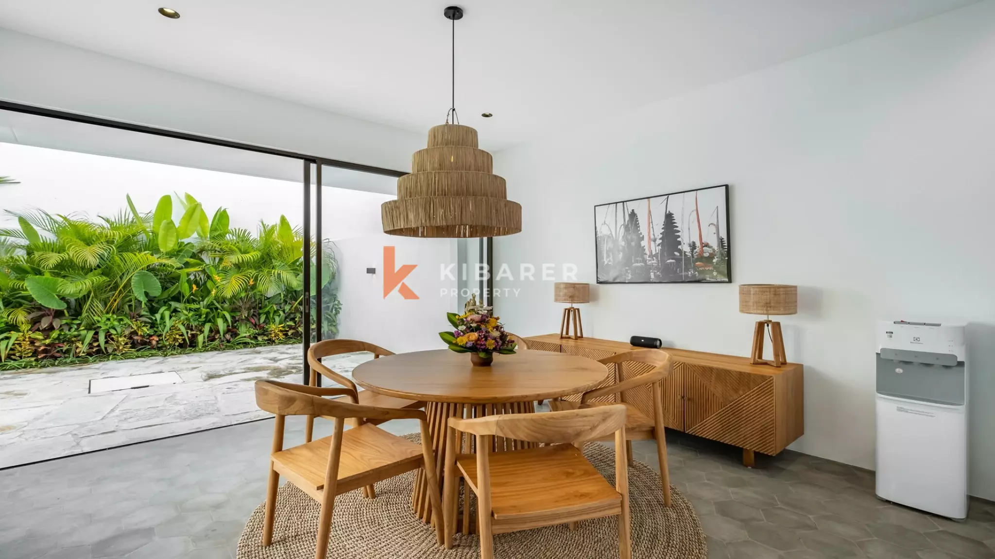 Elegant Tropical Two-Bedroom Pool Villa in Prime Canggu — image 10