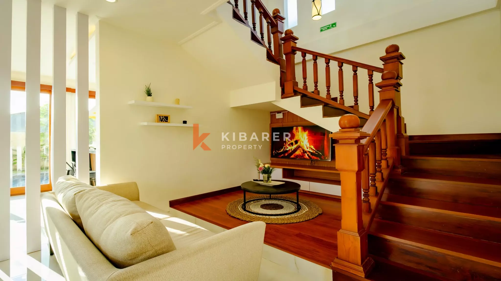 Charming Four-Bedroom Family Escape with Tropical Garden in Abiansemal — image 5