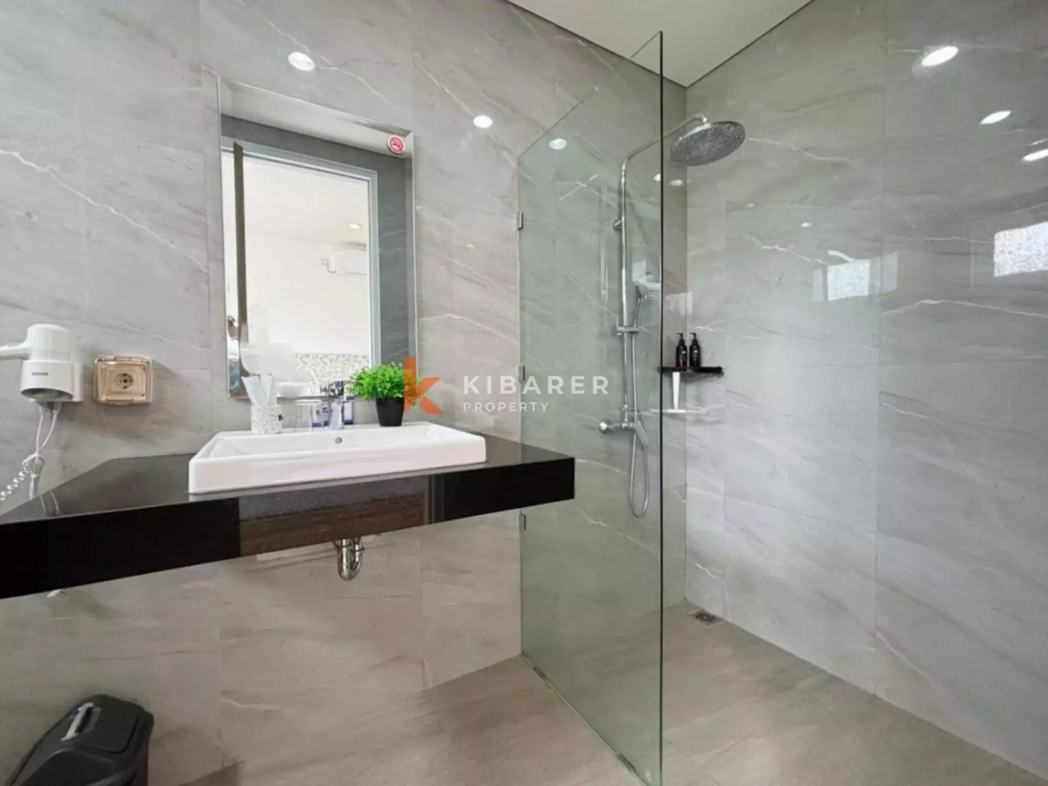Well-Located Three Bedroom Villa in Gated Nusa Dua Community — image 18