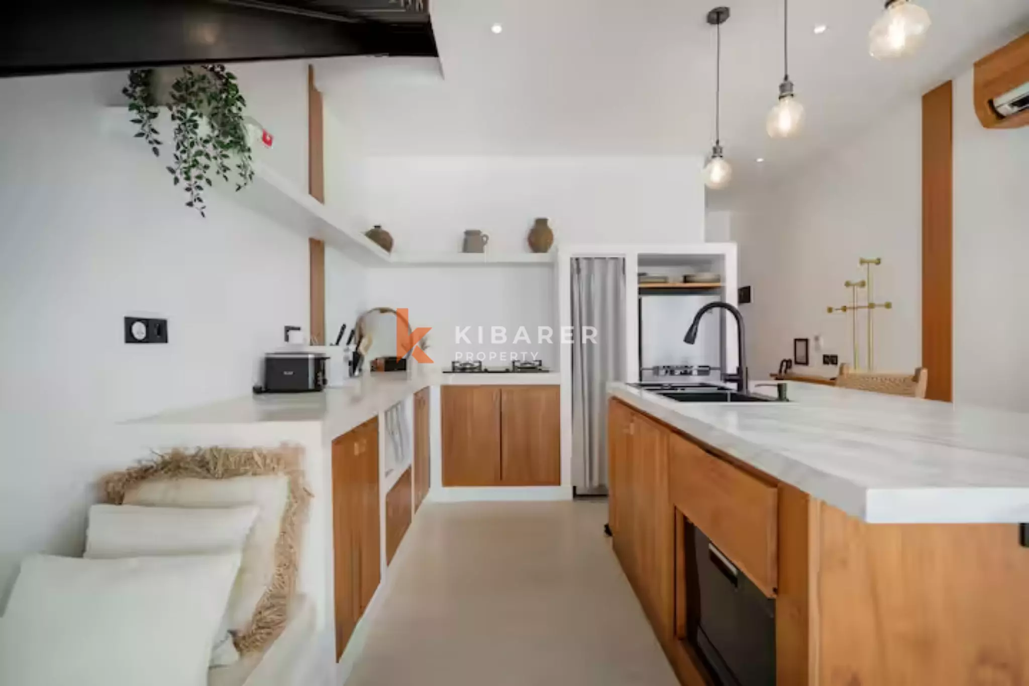 Stylish Loft-Style One-Bedroom Villa with Private Pool in Padonan — image 6