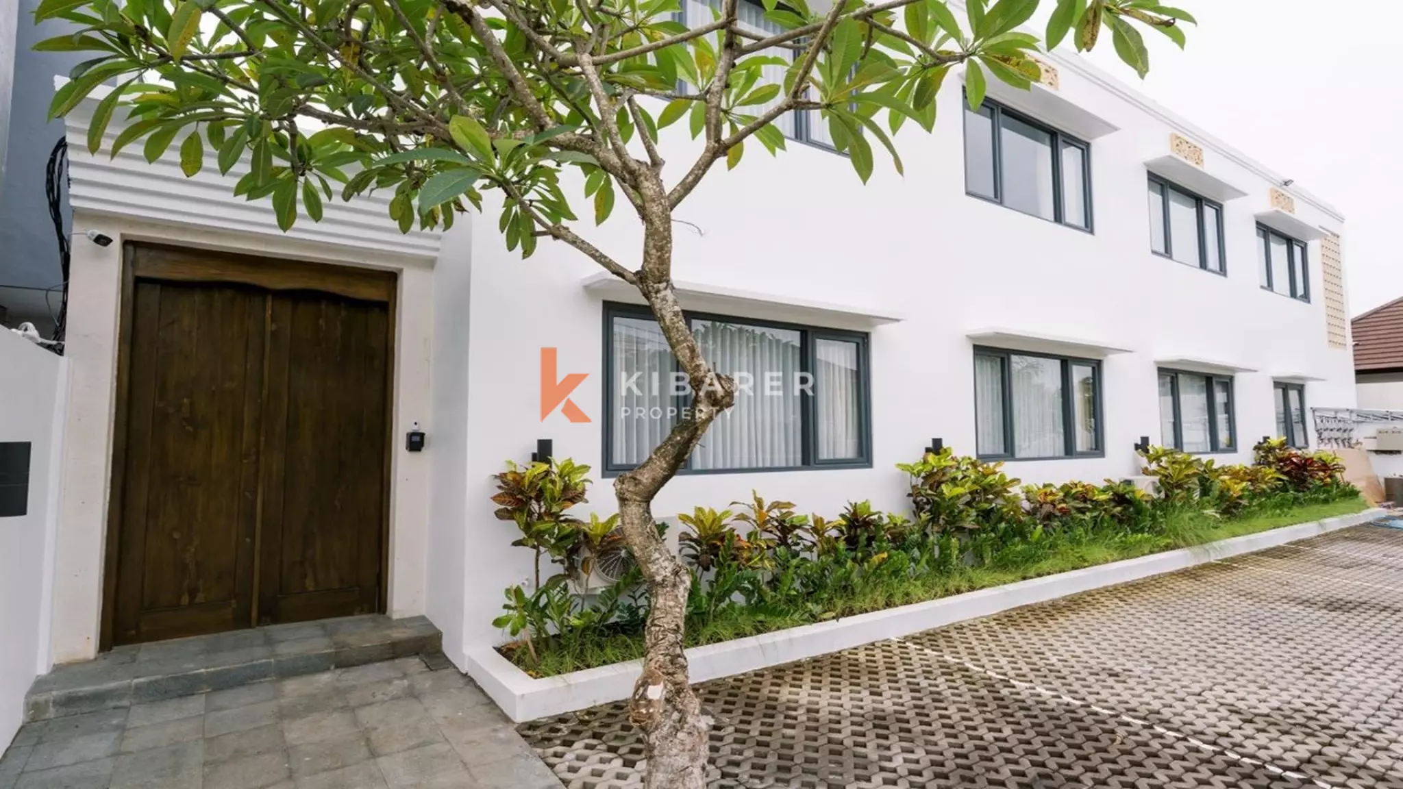 Charming One-Bedroom Studio with Shared Pool in Denpasar