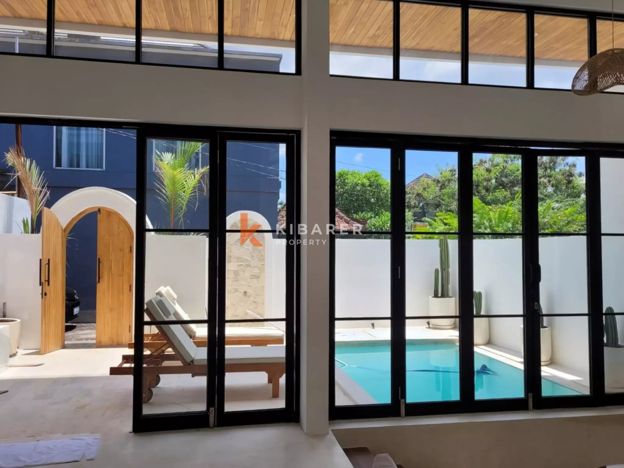 Chic Two Bedroom Tropical Villa Near Canggu Hotspots — image 1
