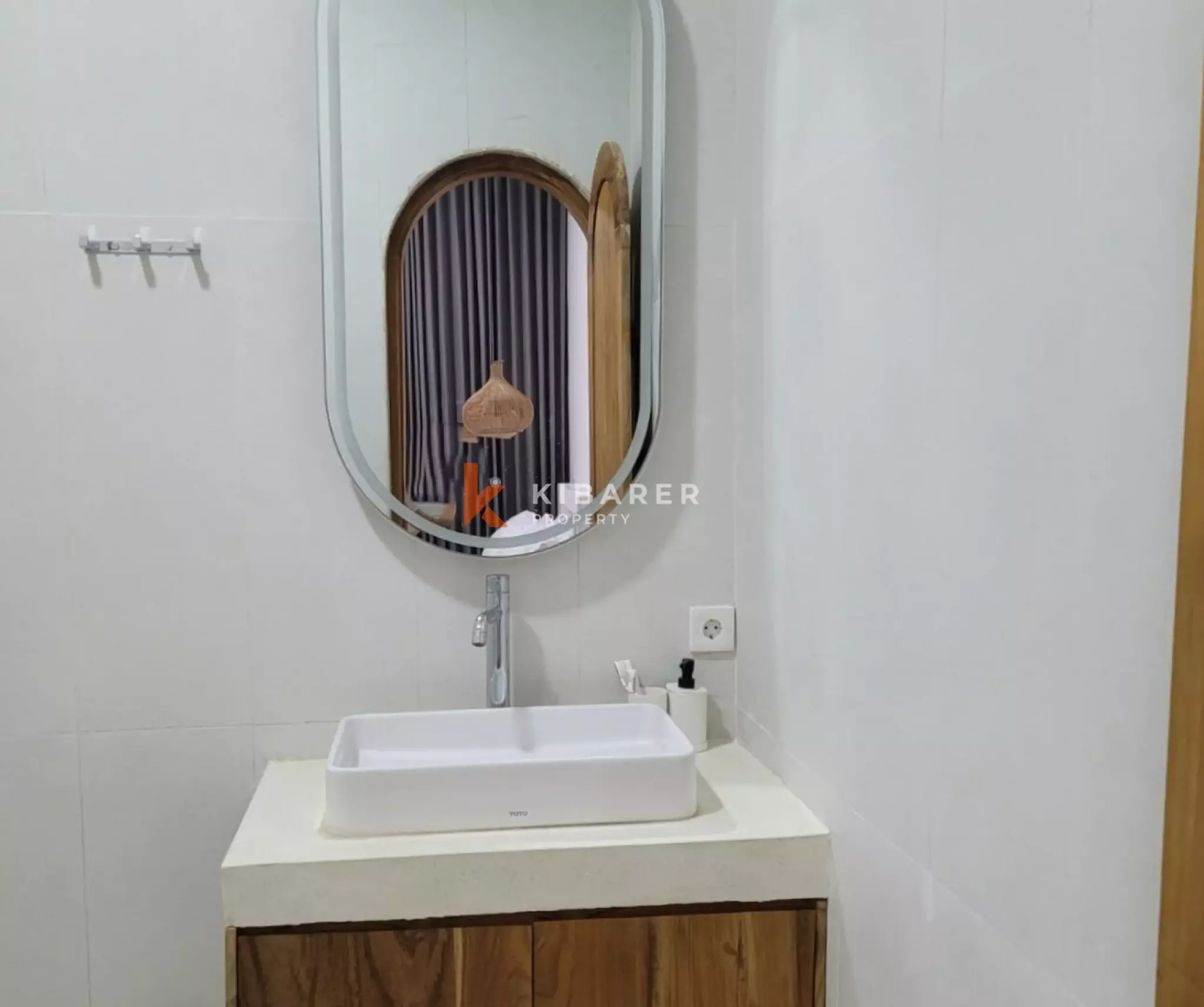 Chic Two Bedroom Tropical Villa Near Canggu Hotspots — image 8