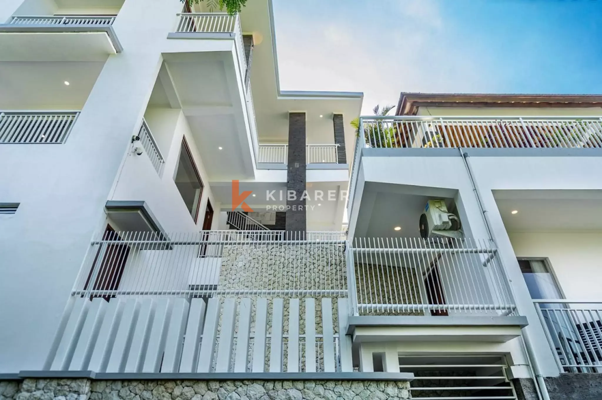 Spacious Four-Bedrooms Ocean View Villa in Ungasan — image 19