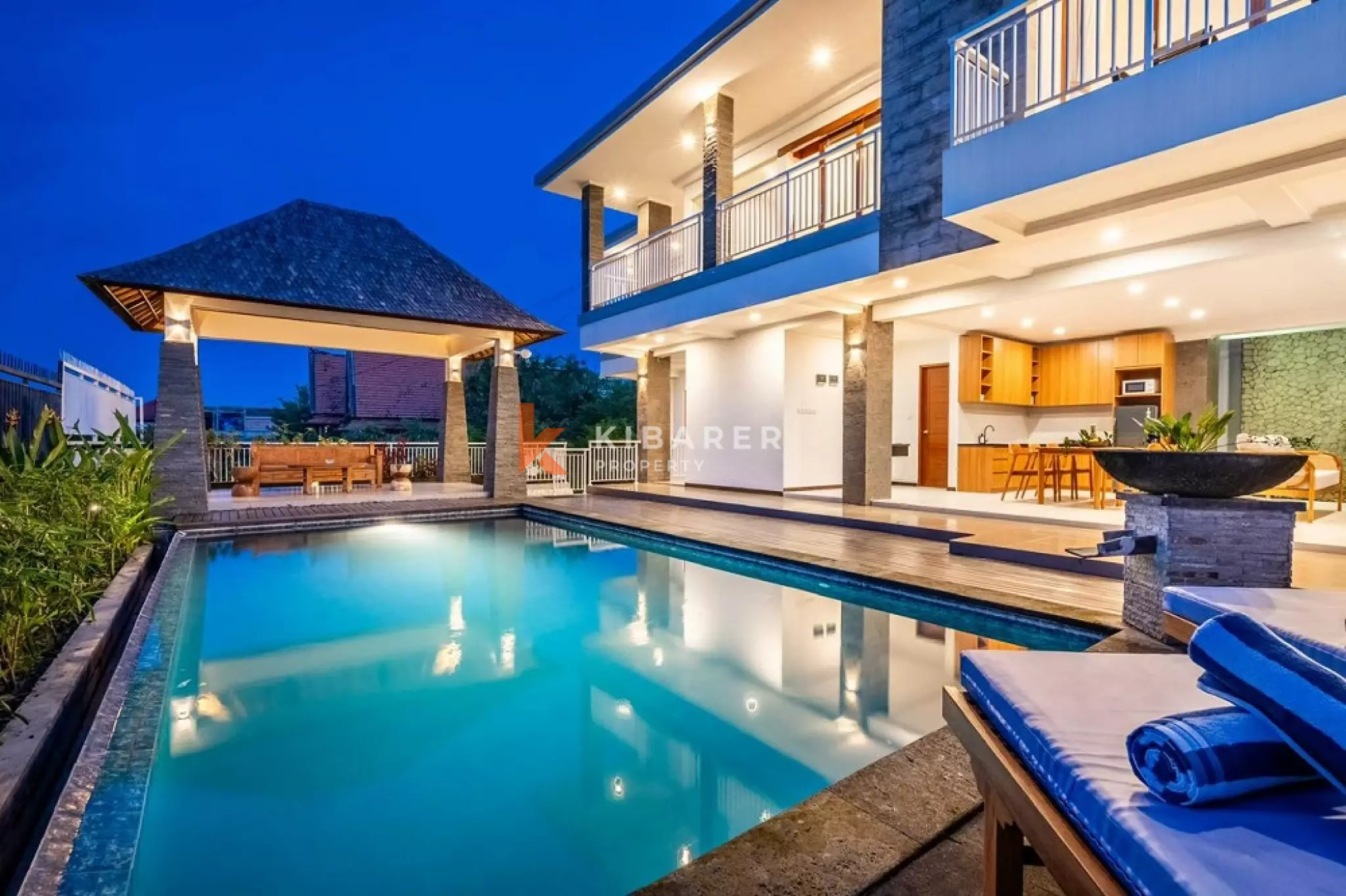 Spacious Four-Bedrooms Ocean View Villa in Ungasan