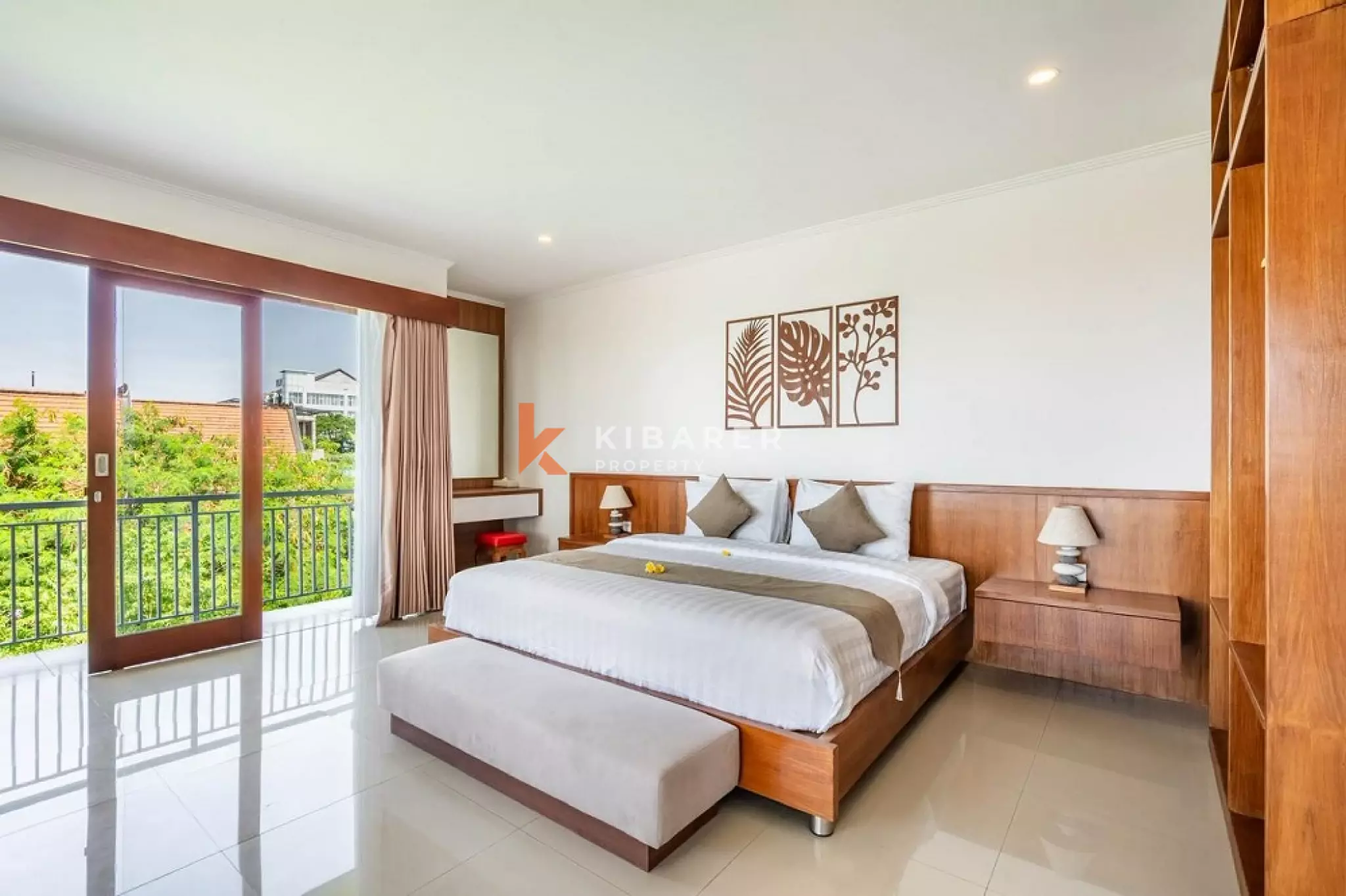 Spacious Four-Bedrooms Ocean View Villa in Ungasan — image 15