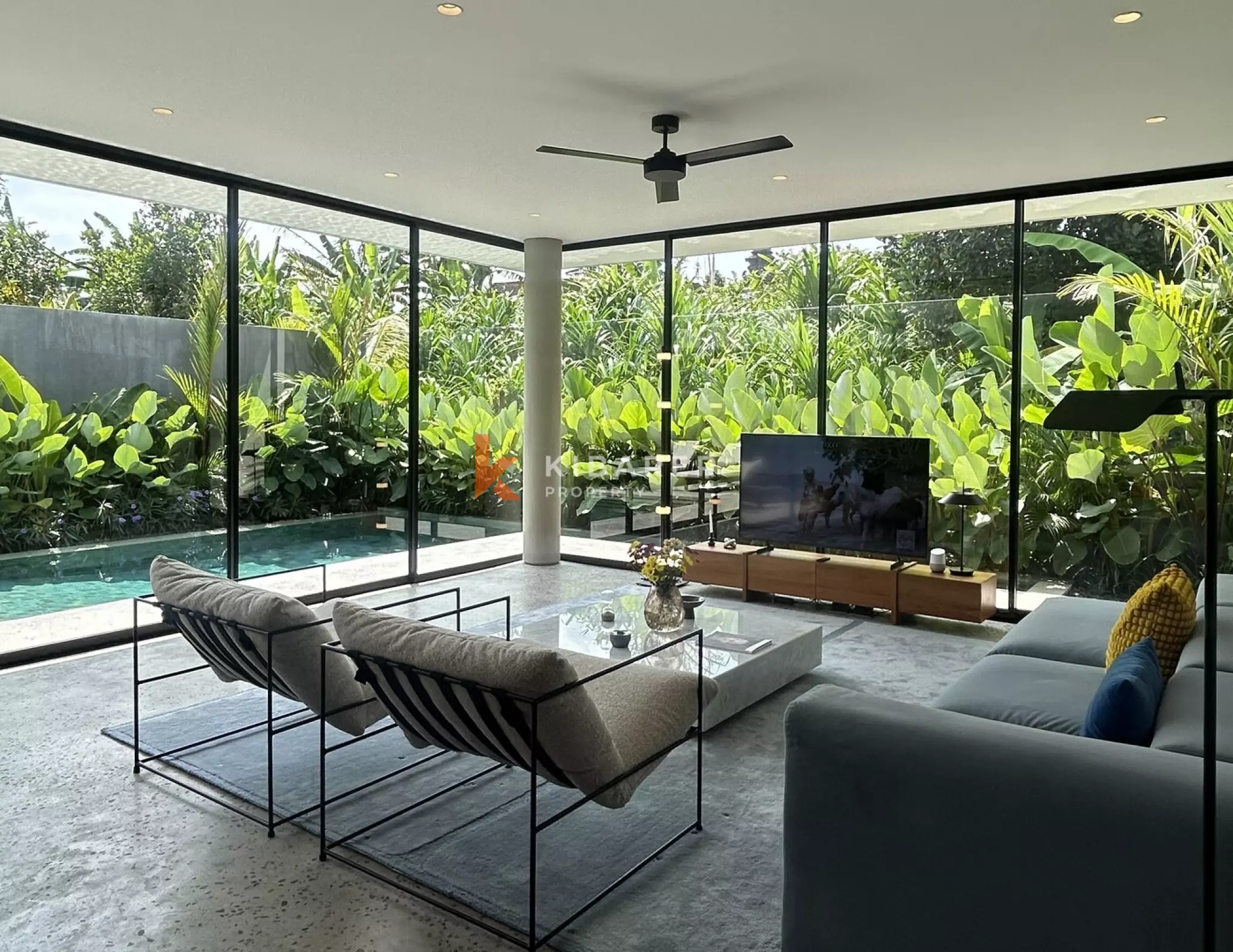 Sophisticated Two Bedroom Mid-Century Villa in Canggu’s Prime Enclave — image 3