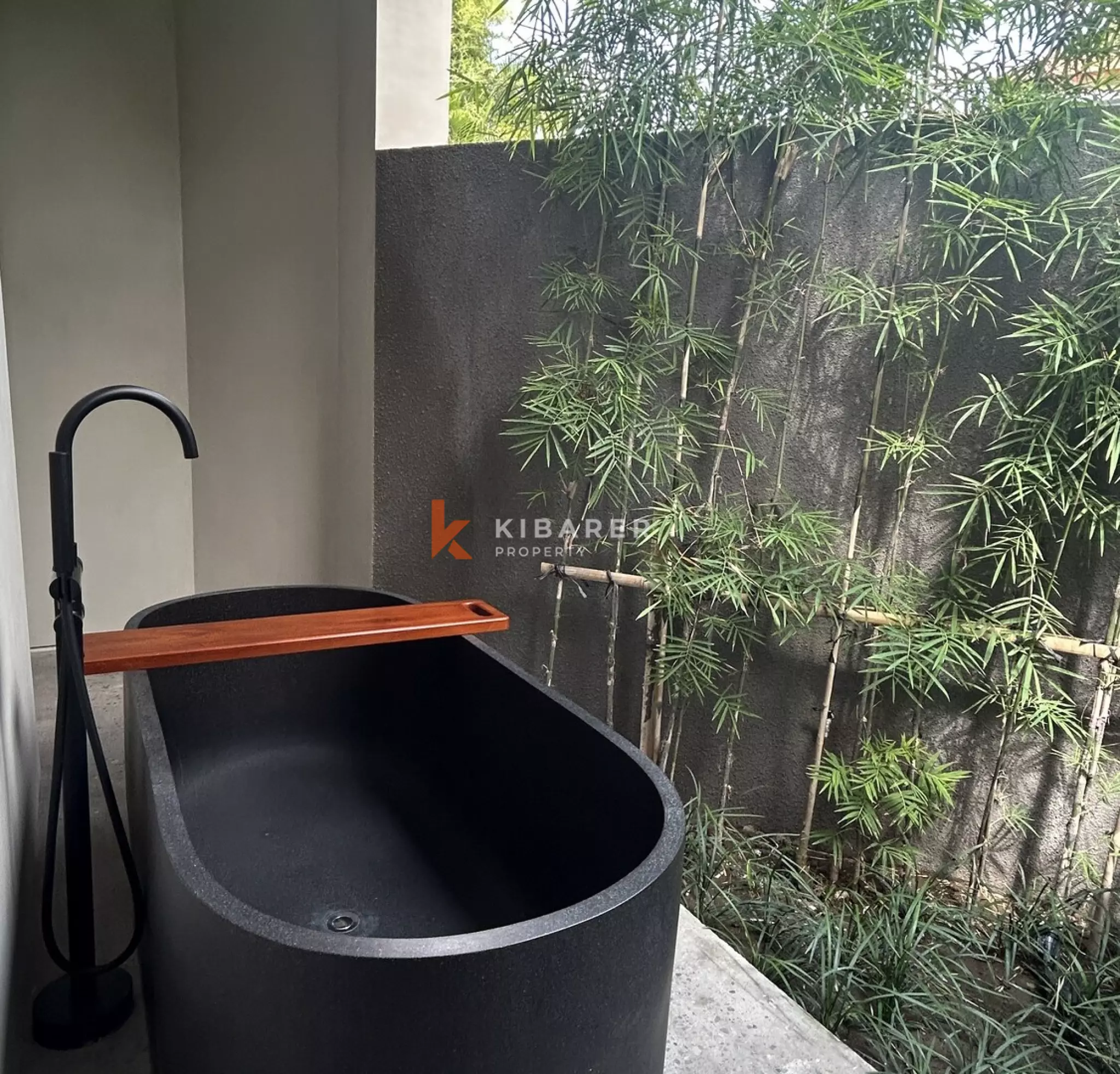 Sophisticated Two Bedroom Mid-Century Villa in Canggu’s Prime Enclave — image 7