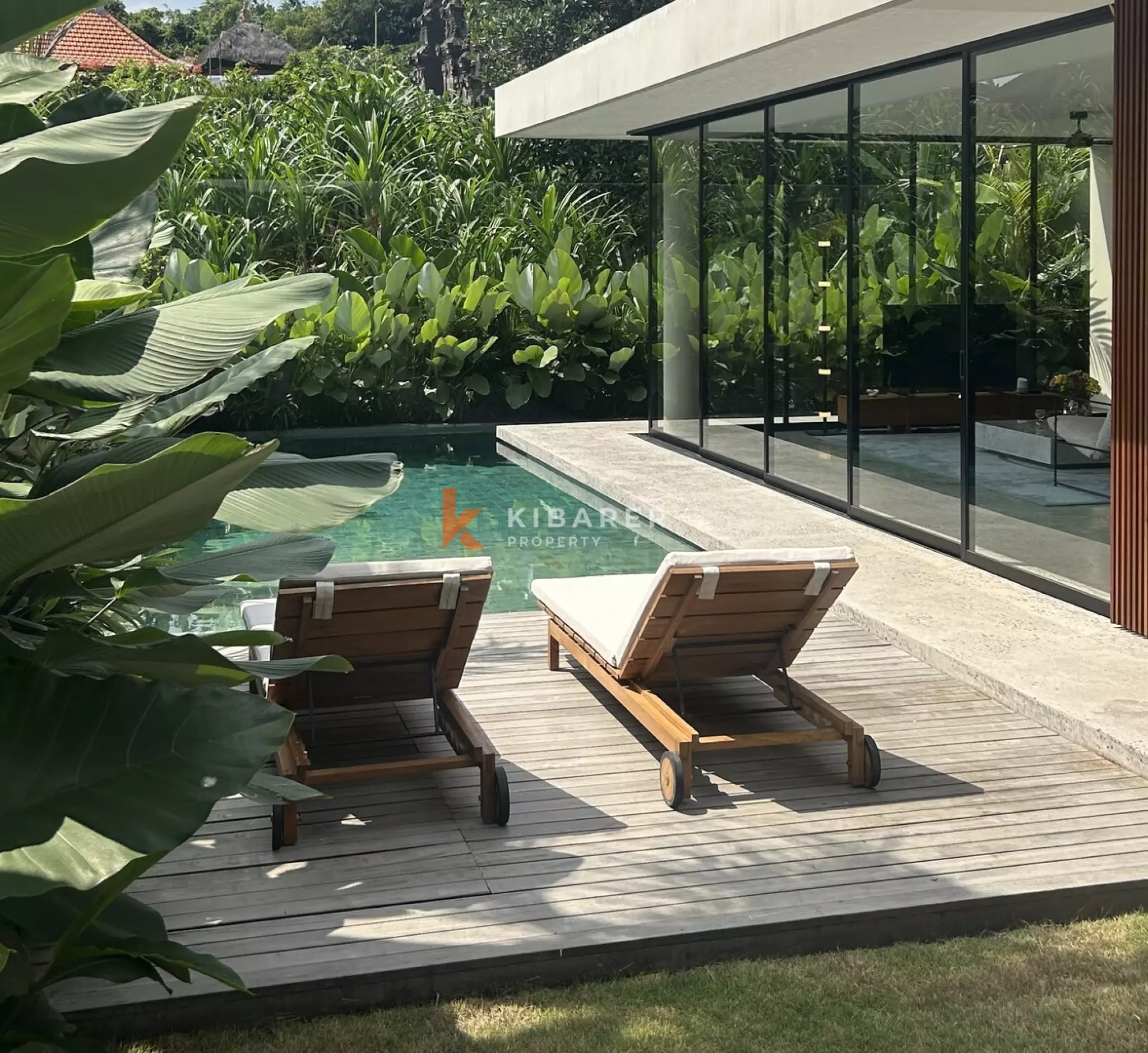 Sophisticated Two Bedroom Mid-Century Villa in Canggu’s Prime Enclave — image 1