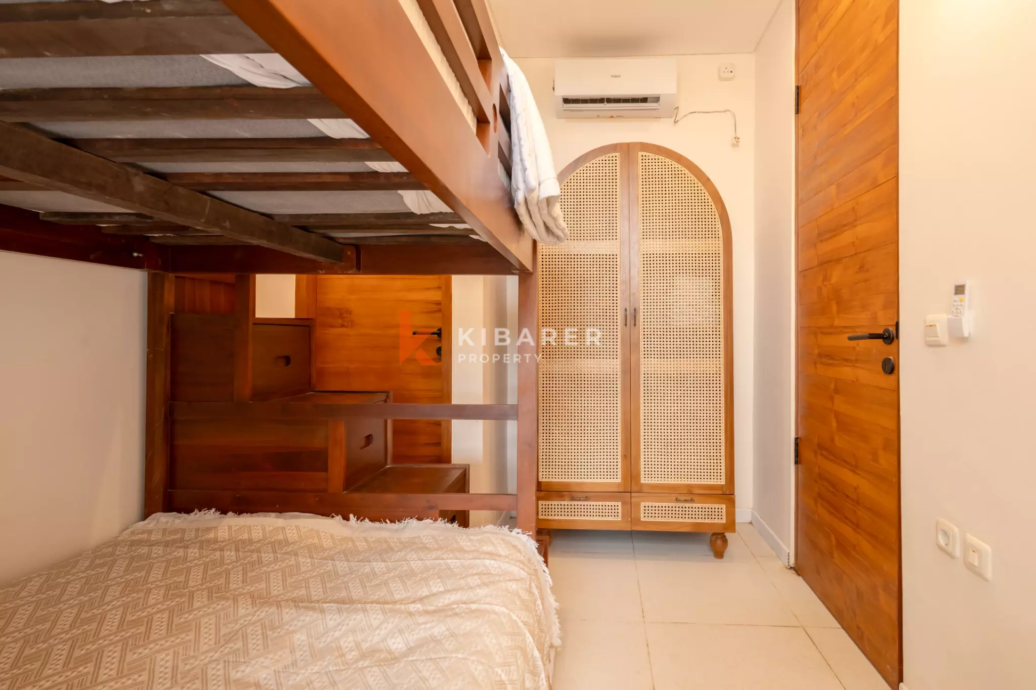Premium Three Bedroom Enclosed Living Villa Near Uluwatu – Ungasan — image 17