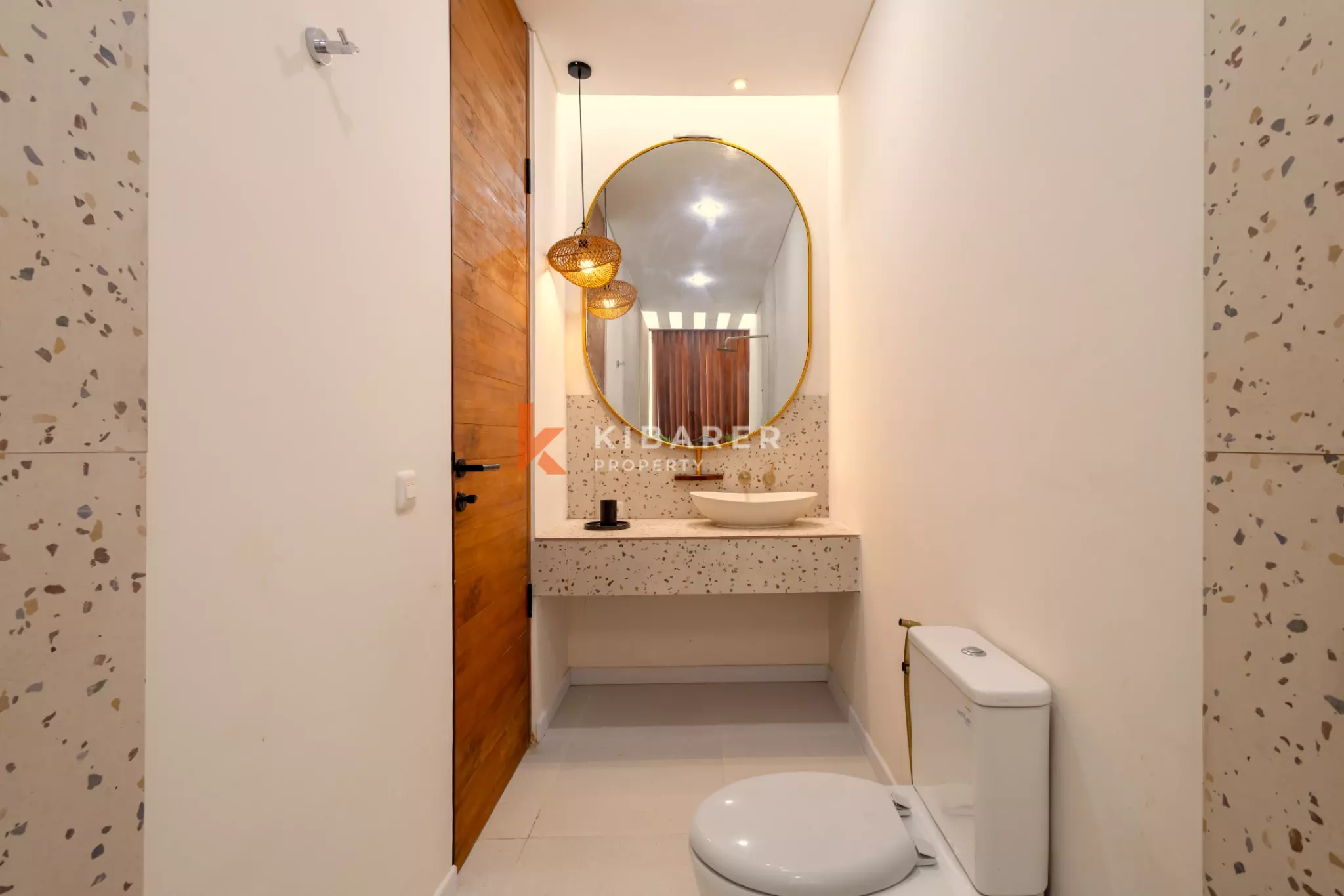 Premium Three Bedroom Enclosed Living Villa Near Uluwatu – Ungasan — image 10