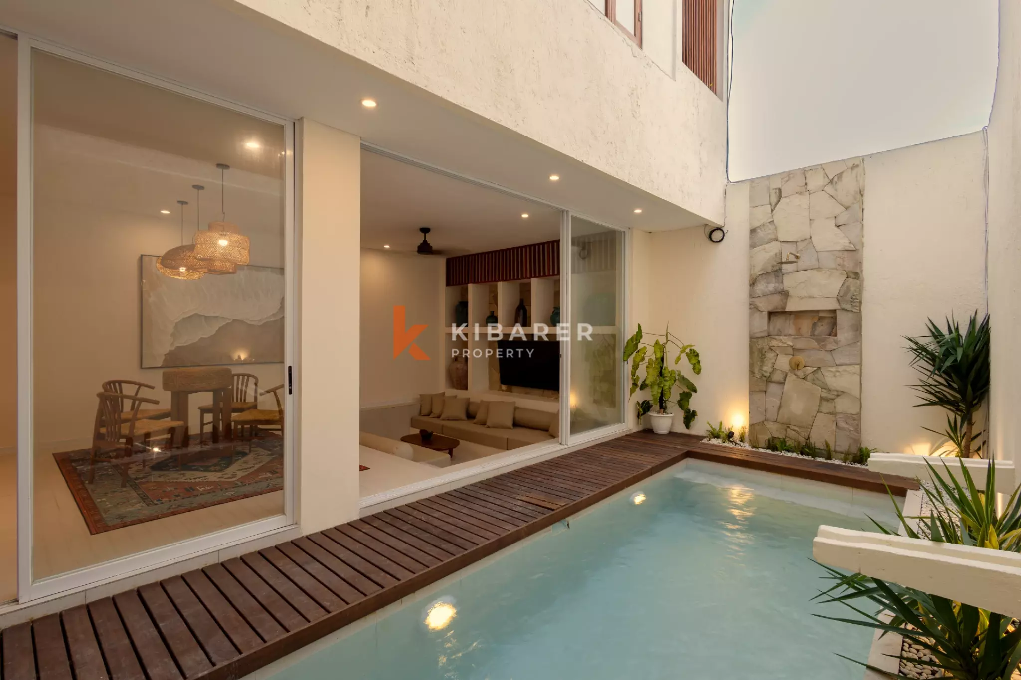 Premium Three Bedroom Enclosed Living Villa Near Uluwatu – Ungasan